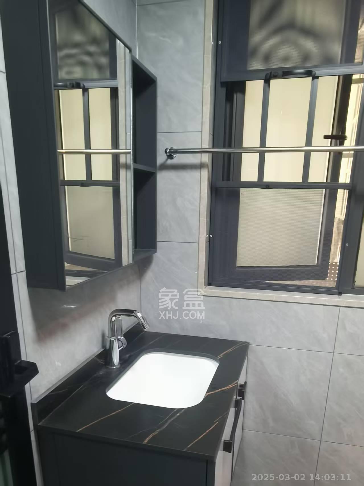 真人桥家园一期 2室2厅1卫 1800.0元/月 真人桥家园一期 2室2厅1卫 1800.0元/月室内图