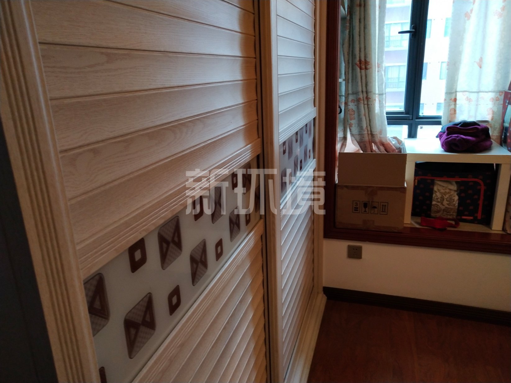 月亮湾三期  2室2厅1卫   55.00万客厅