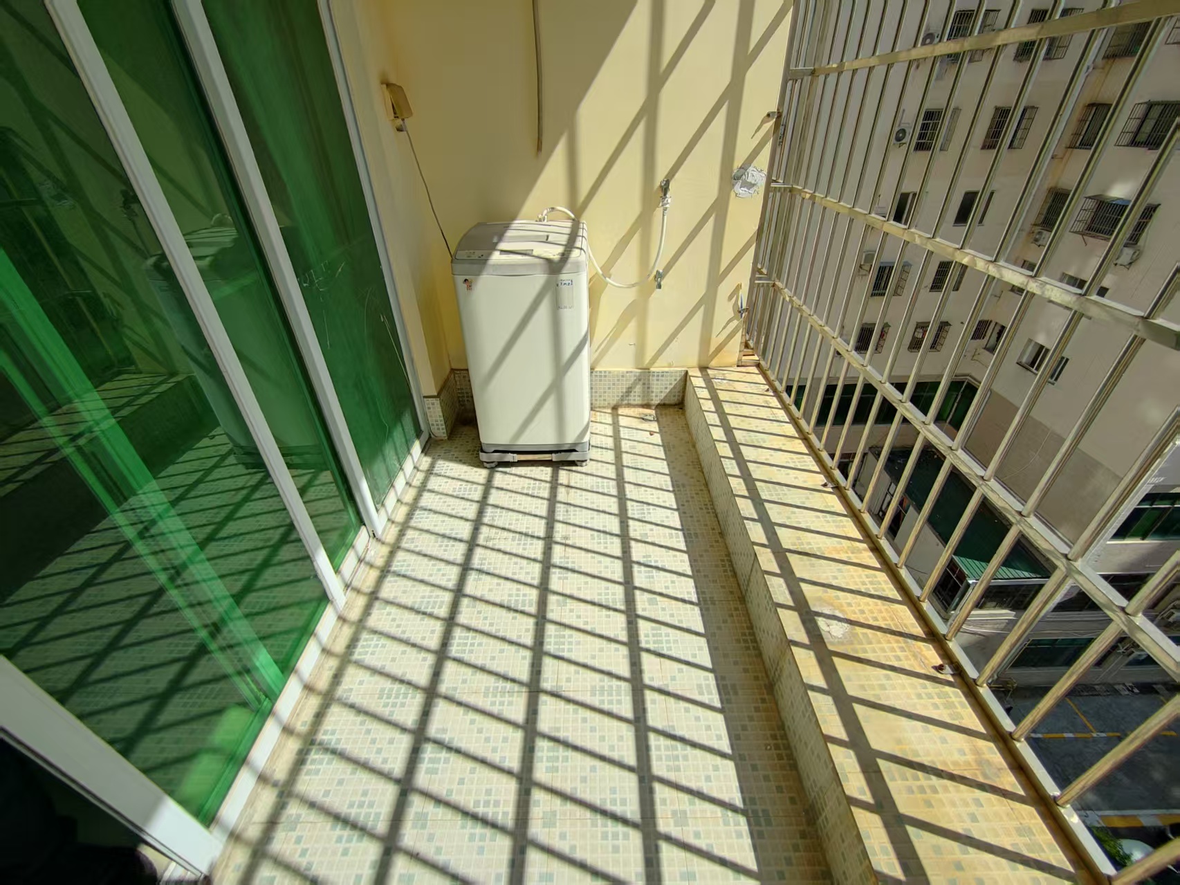 汇泰大厦  2室2厅1卫    118.0万 汇泰大厦  2室2厅1卫    118.0万室内图