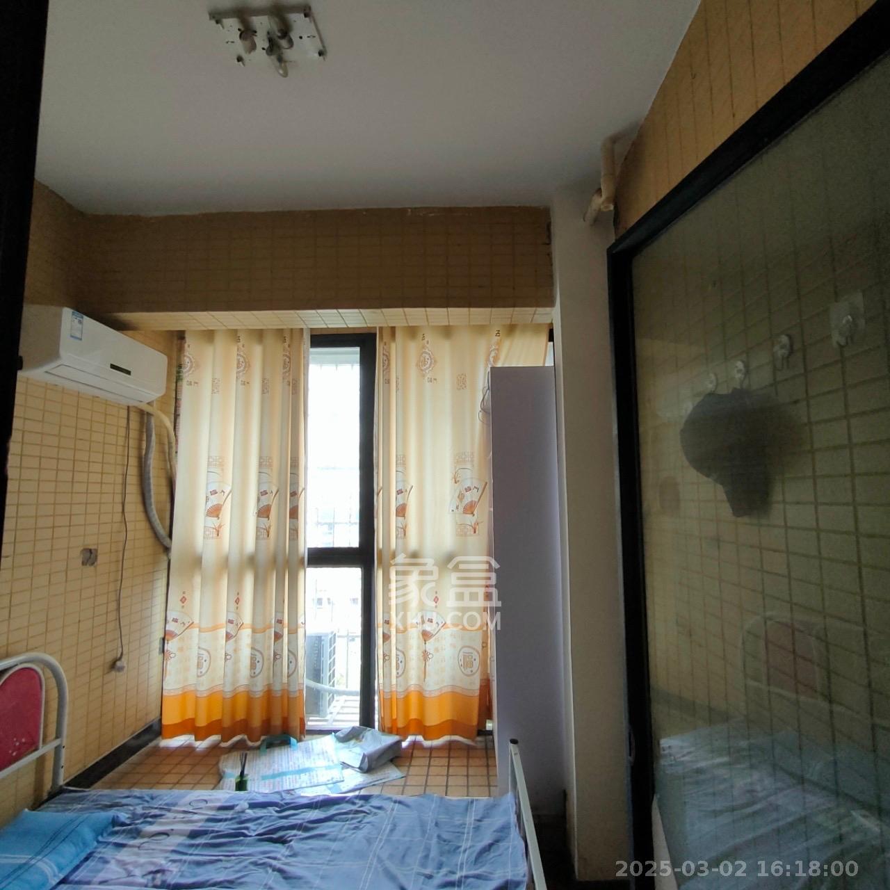 康斯丹郡(融程领秀佳园) 3室1厅1卫 1900.0元/月 康斯丹郡(融程领秀佳园) 3室1厅1卫 1900.0元/月室内图