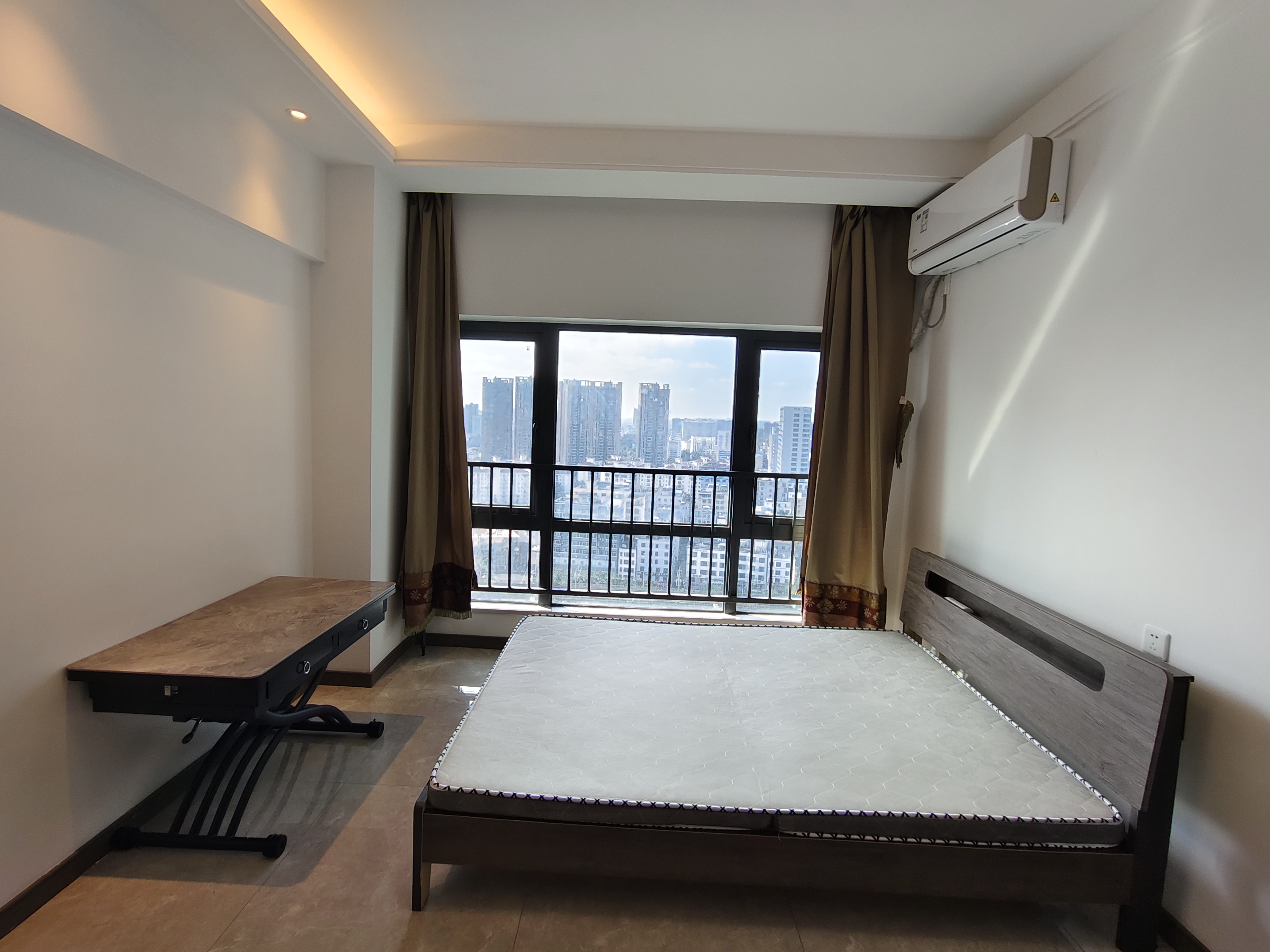 龙湖光年 1室1厅1卫 1900.0元/月 龙湖光年 1室1厅1卫 1900.0元/月室内图