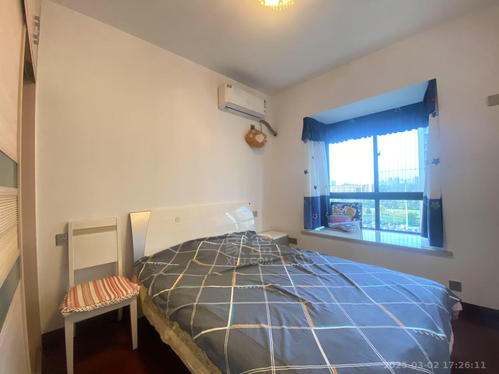 龙腾国际 3室2厅2卫 2300.0元/月 龙腾国际 3室2厅2卫 2300.0元/月室内图