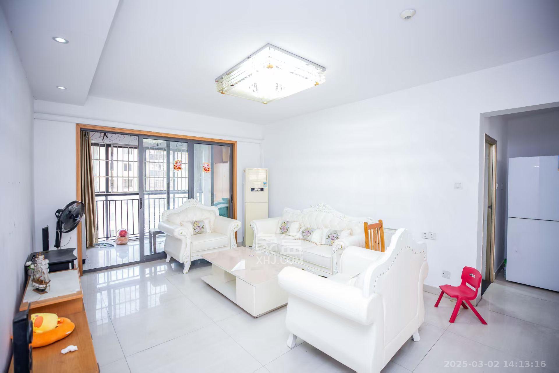 卓越蔚蓝海岸二期 3室2厅2卫 3000.0元/月 卓越蔚蓝海岸二期 3室2厅2卫 3000.0元/月室内图