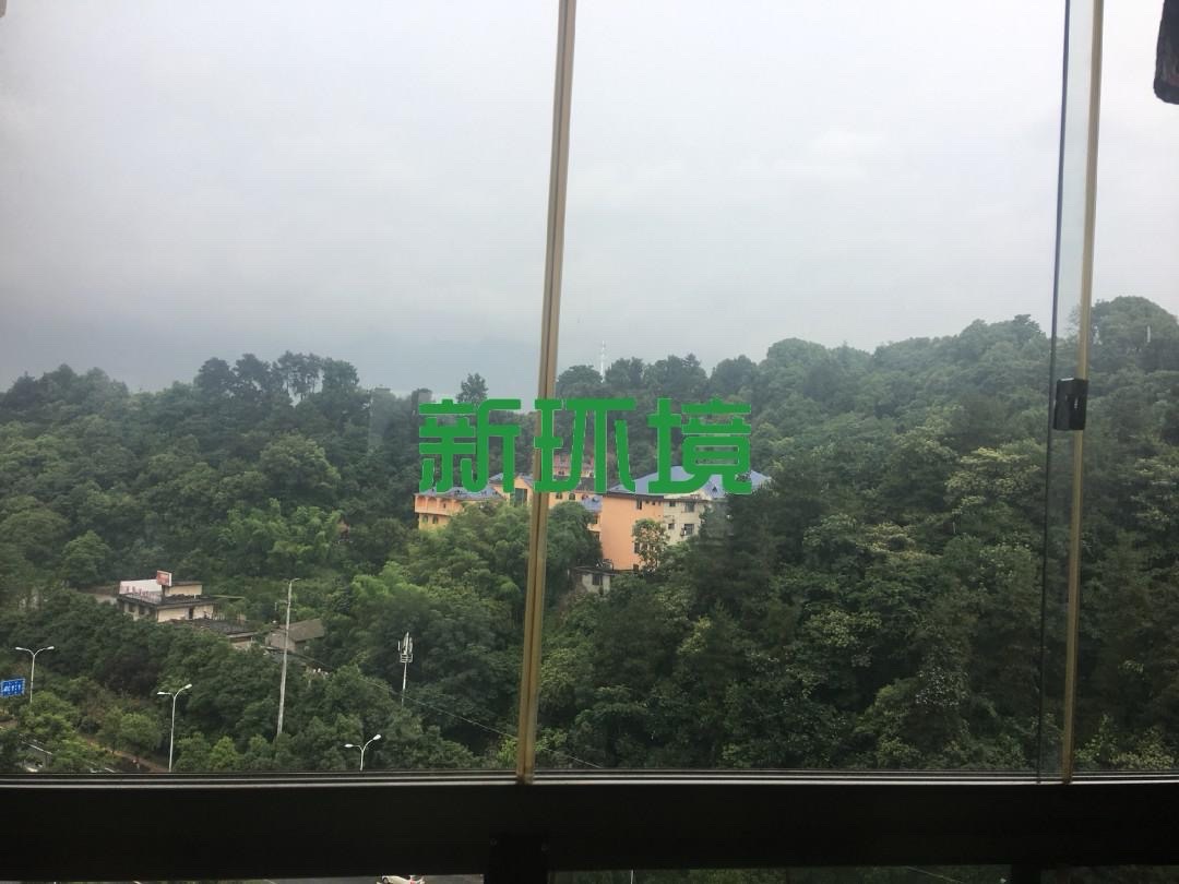 宏天绿城  2室2厅1卫   58.80万客厅