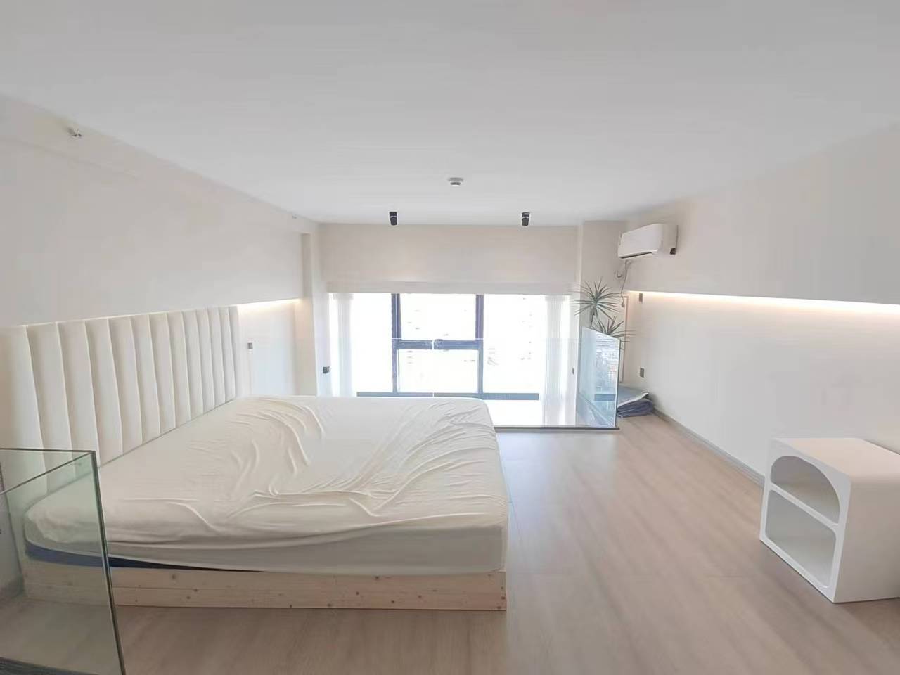 船山公馆  1室1厅1卫   2600.00元/月户型图