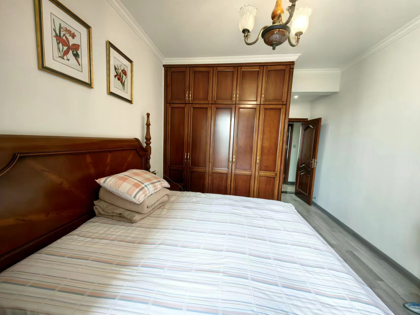 镇星恒苑 3室2厅2卫 79.8万 镇星恒苑 3室2厅2卫 79.8万客厅