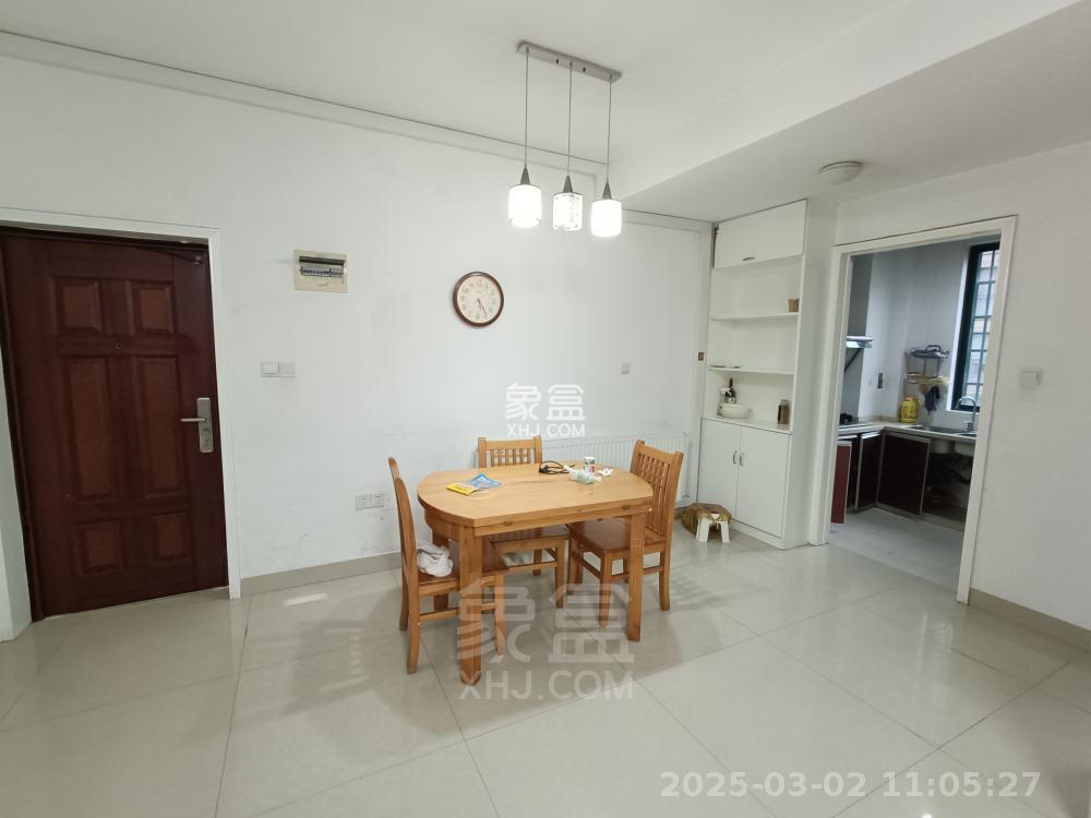 尚格名城花好悦园4期 3室2厅2卫 1500.0元/月 尚格名城花好悦园4期 3室2厅2卫 1500.0元/月室内图