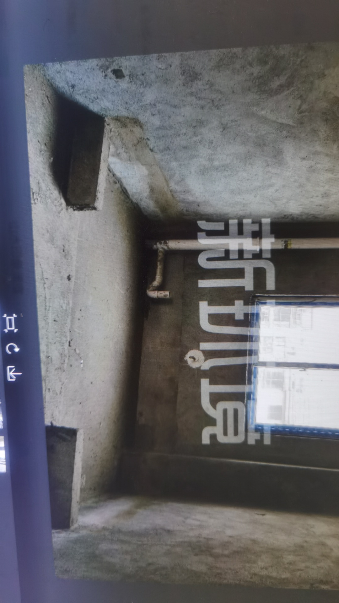 阳光水岸  1室0厅0卫   110.00万客厅