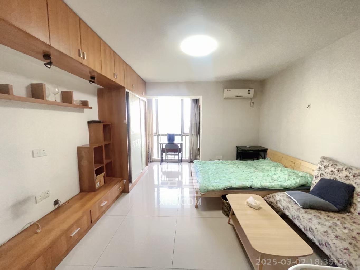 阳光100二期  1室1厅1卫    1300.0元/月室内图