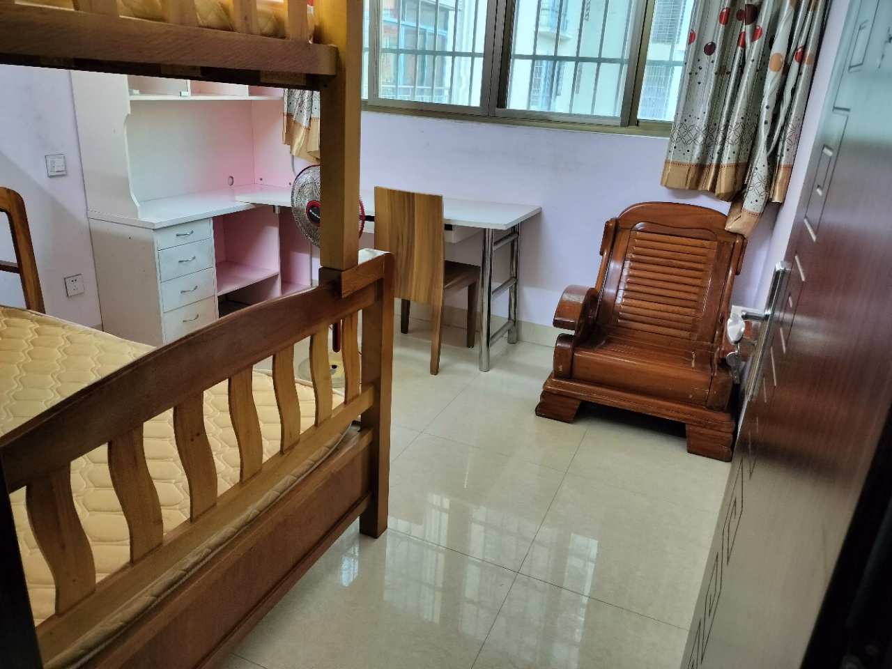 玉龙湾  2室2厅1卫   2200.00元/月室内图