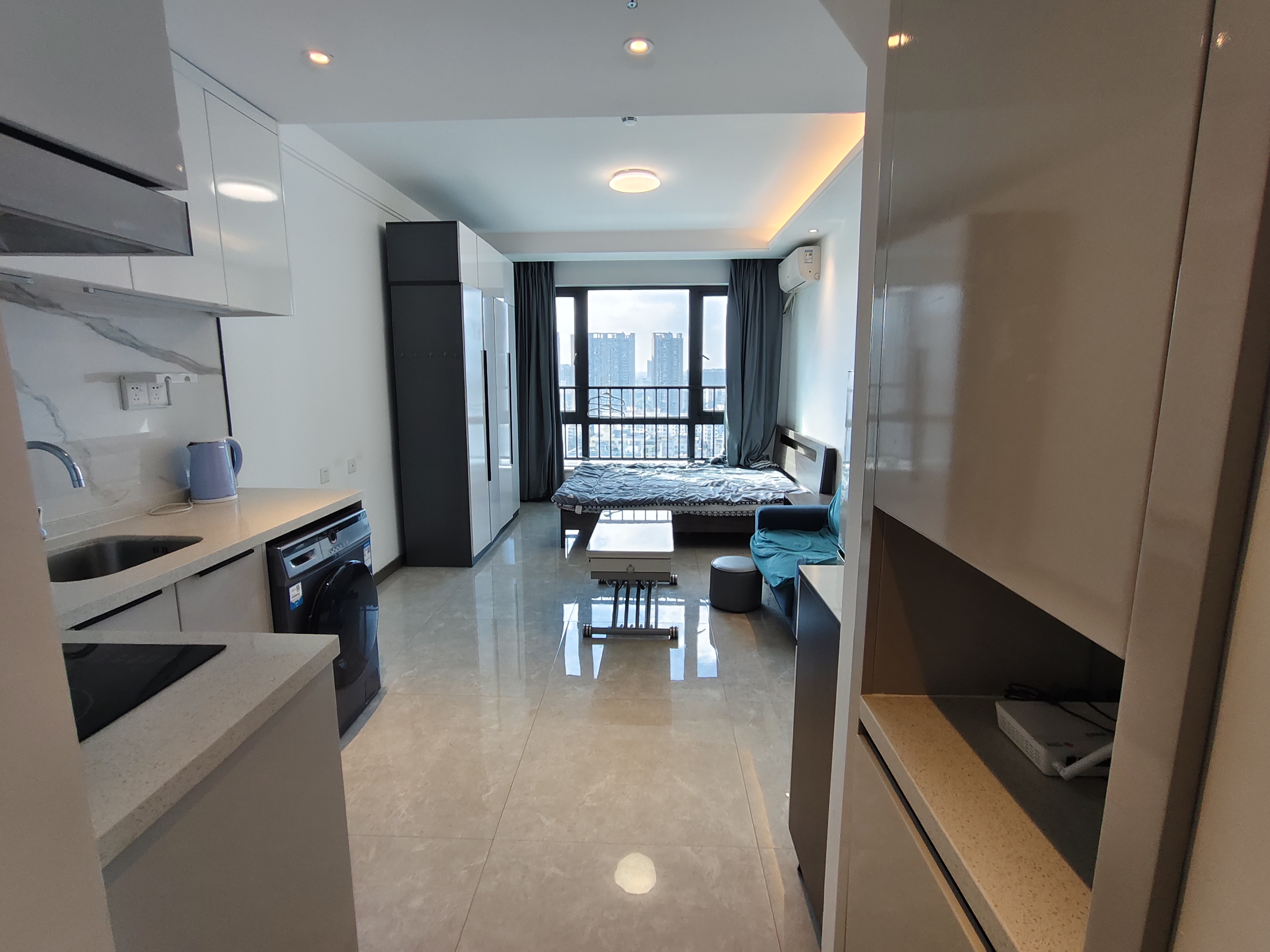 龙湖光年 1室1厅1卫 1900.0元/月 龙湖光年 1室1厅1卫 1900.0元/月室内图