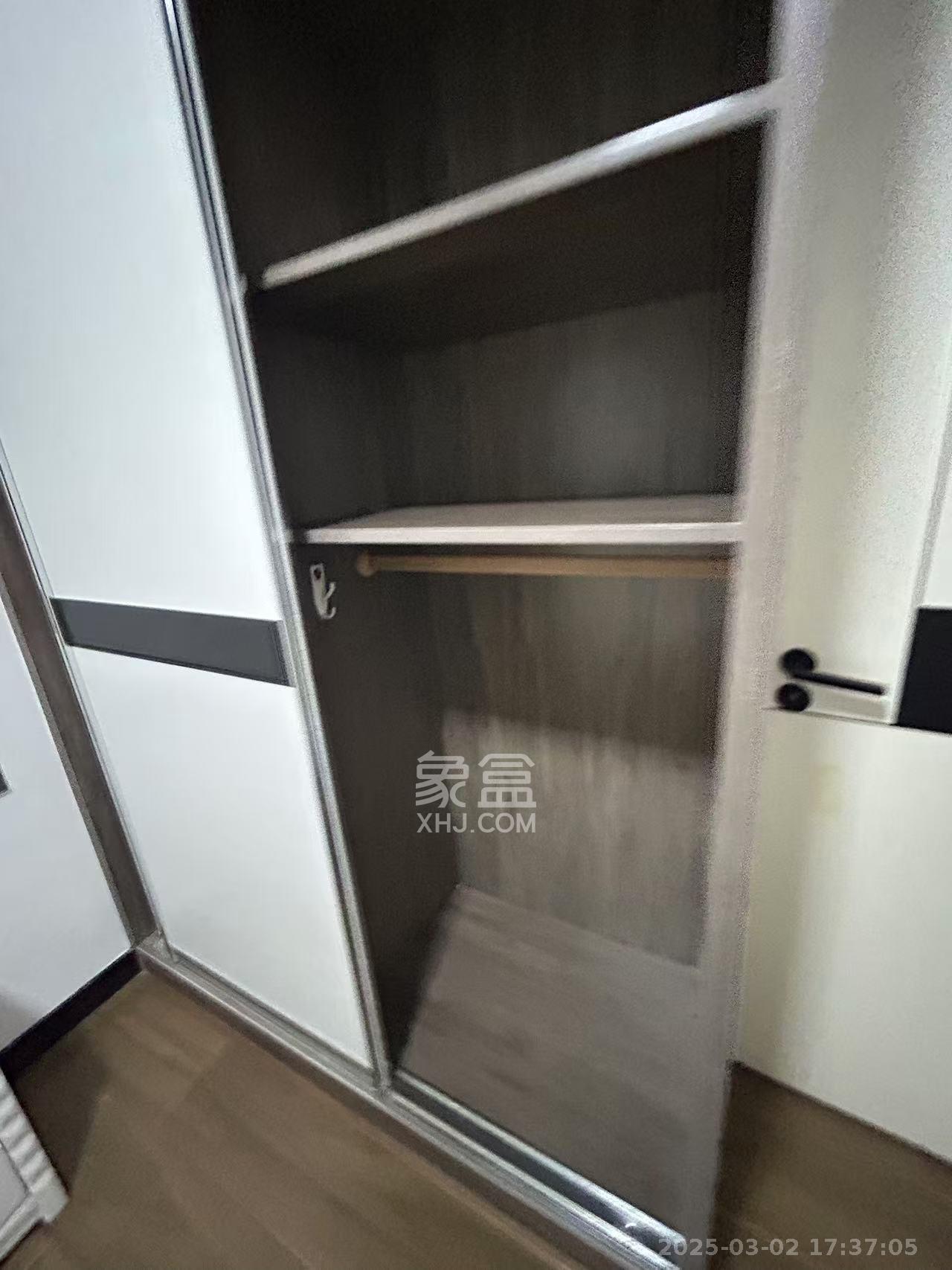 金南家园三期  1室0厅0卫   2300.00元/月室内图