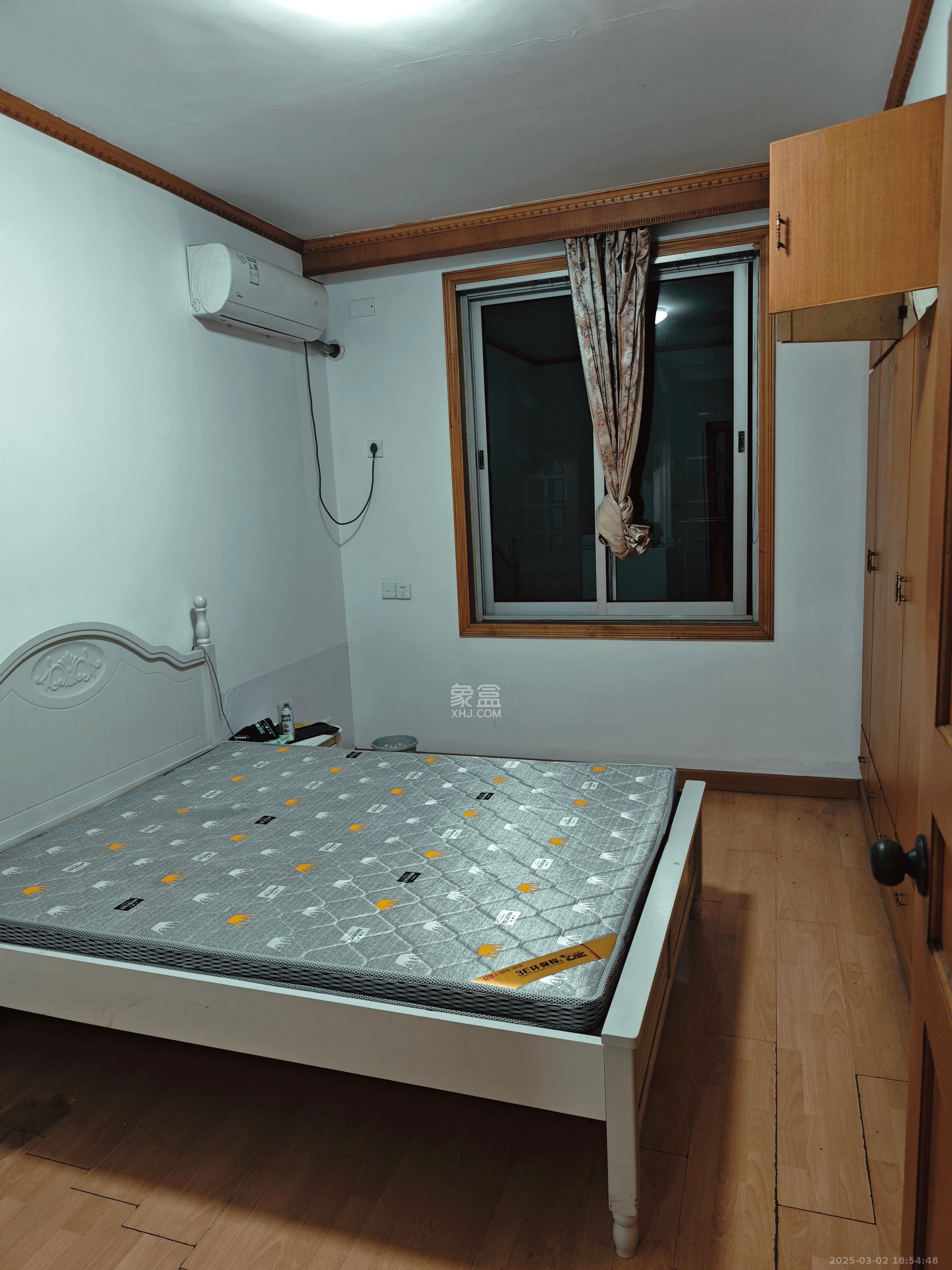 枫林小区 1室1厅1卫 800.0元/月 枫林小区 1室1厅1卫 800.0元/月室内图