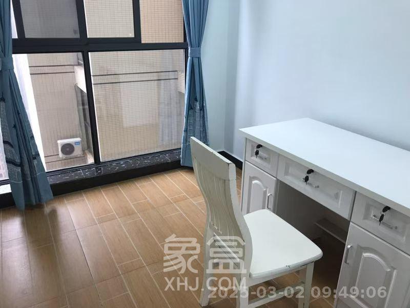 盛世耀凱  3室2廳1衛(wèi)   2300.00元/月室內(nèi)圖