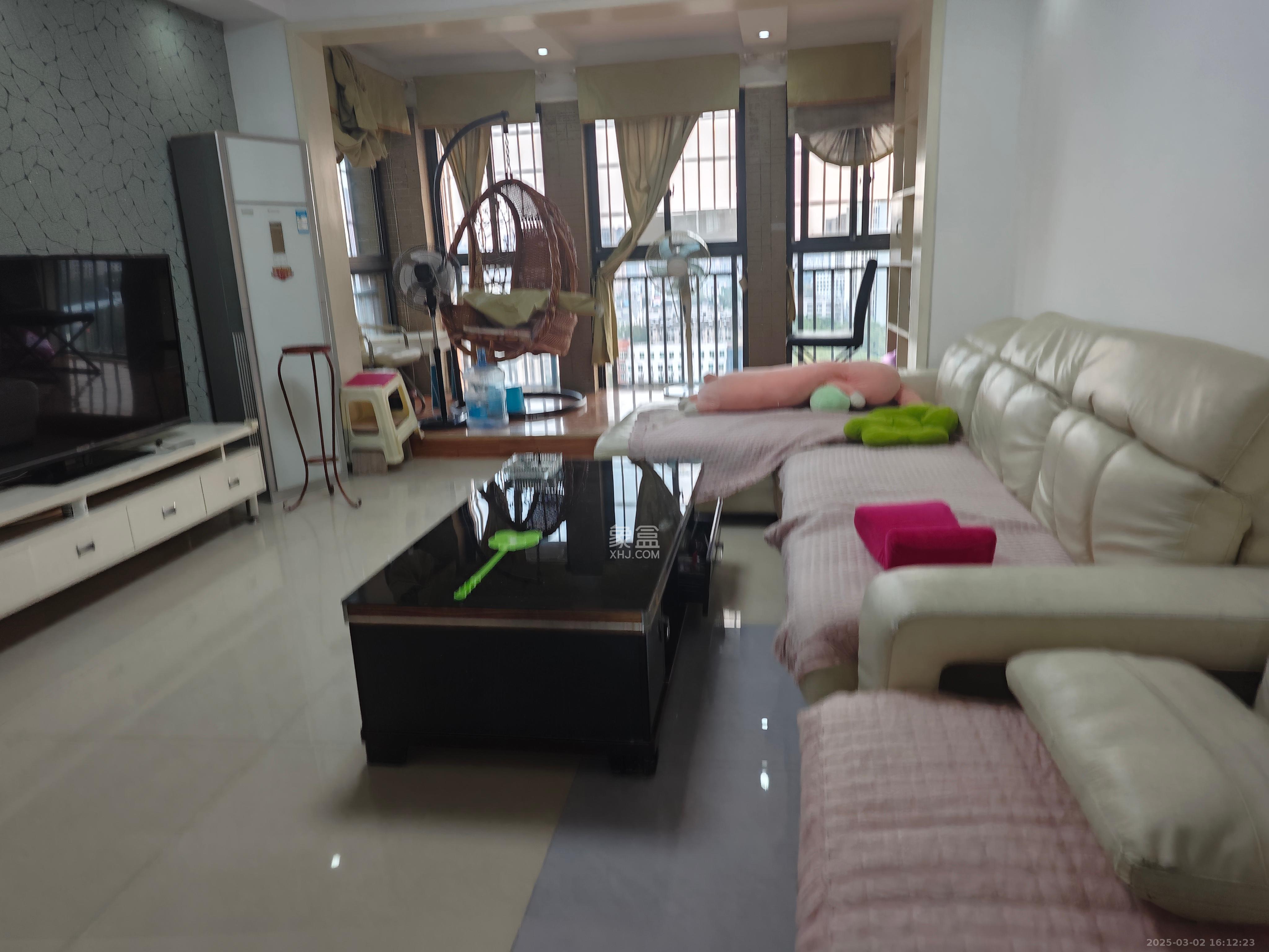 优山美地 3室2厅2卫 2788.0元/月 优山美地 3室2厅2卫 2788.0元/月室内图