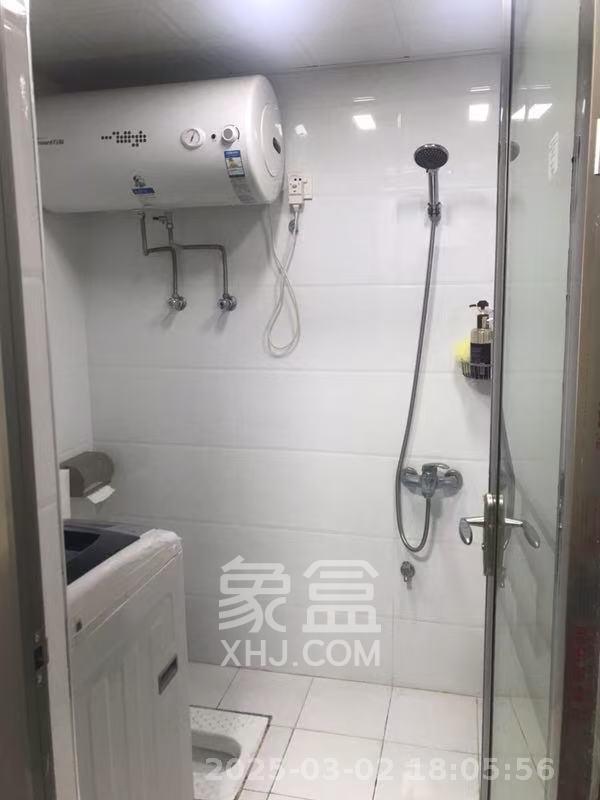 达美D6区  1室1厅1卫   1300.00元/月