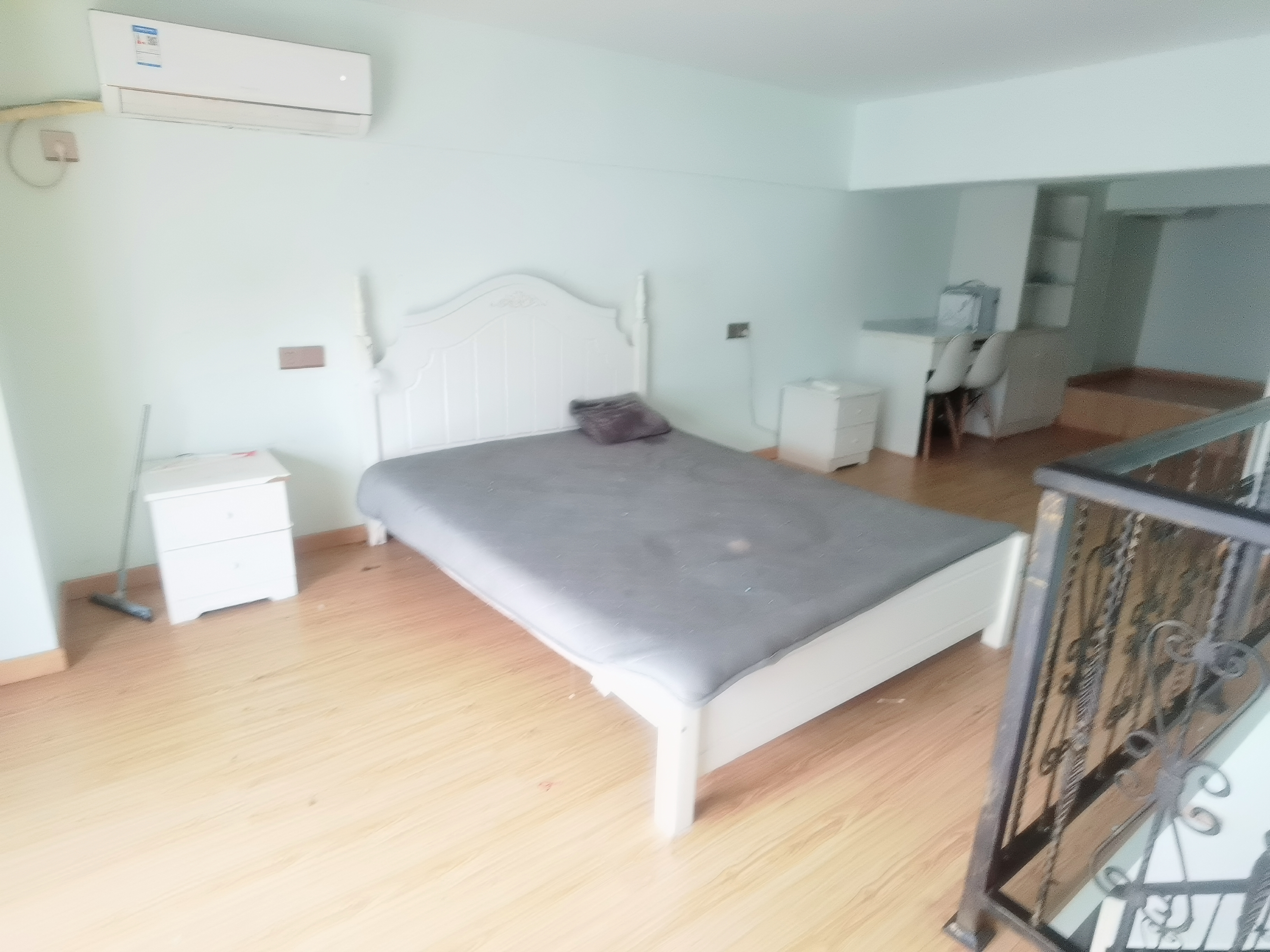 桃花缘 1室1厅1卫 1200.0元/月 桃花缘 1室1厅1卫 1200.0元/月室内图