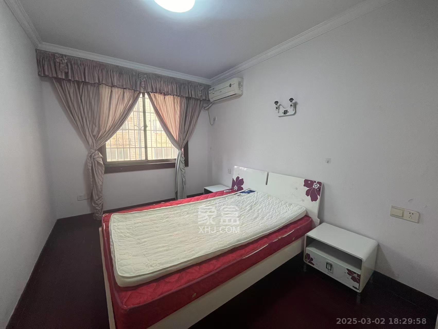 海华花园（京电大厦）  2室2厅1卫    2500.0元/月室内图