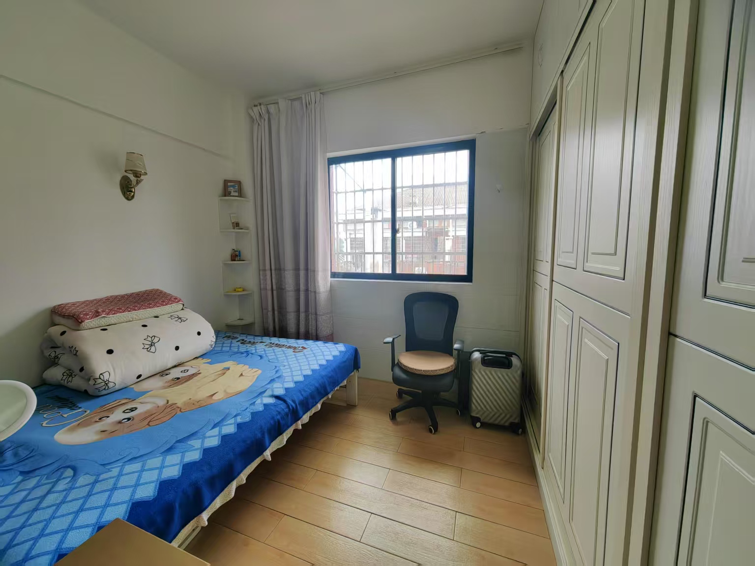 上城世家  1室1厅1卫    23.8万 上城世家  1室1厅1卫    23.8万室内图