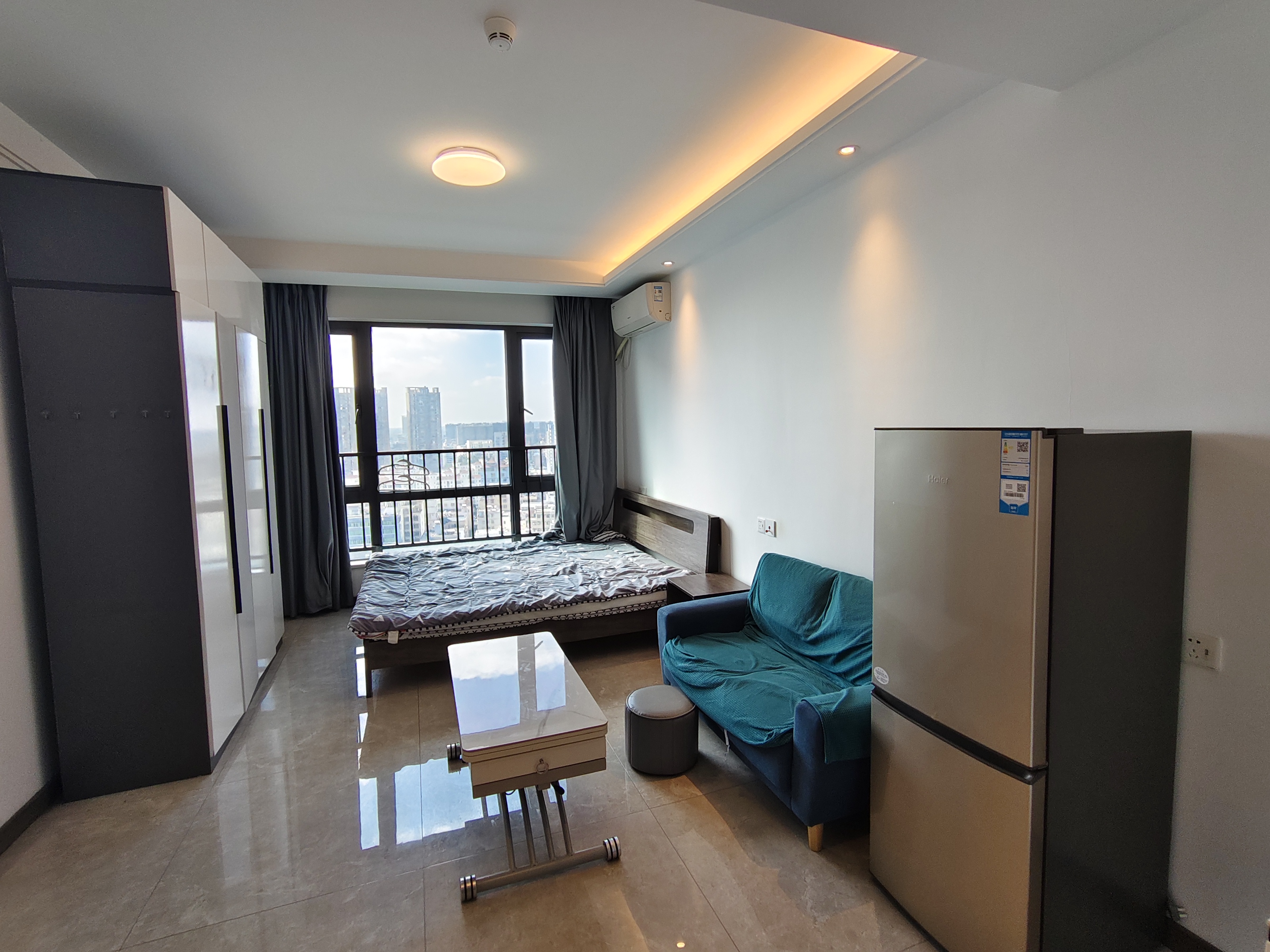 龙湖光年 1室1厅1卫 1900.0元/月 龙湖光年 1室1厅1卫 1900.0元/月室内图