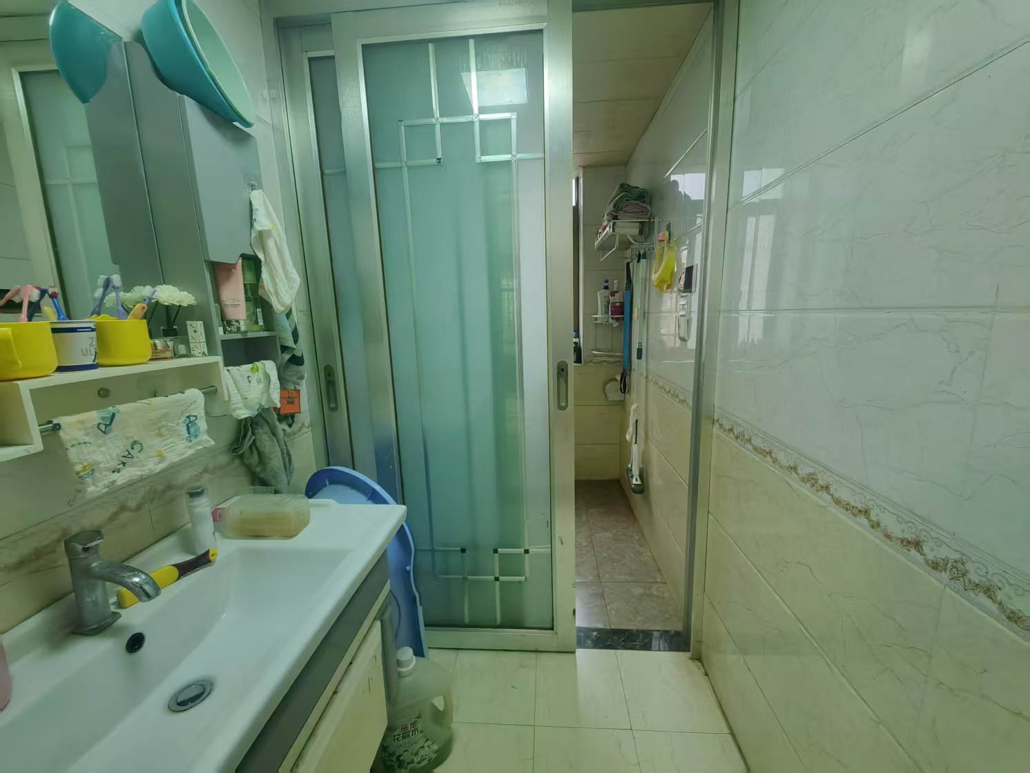 大明安置小区  3室2厅2卫    35.8万 大明安置小区  3室2厅2卫    35.8万室内图