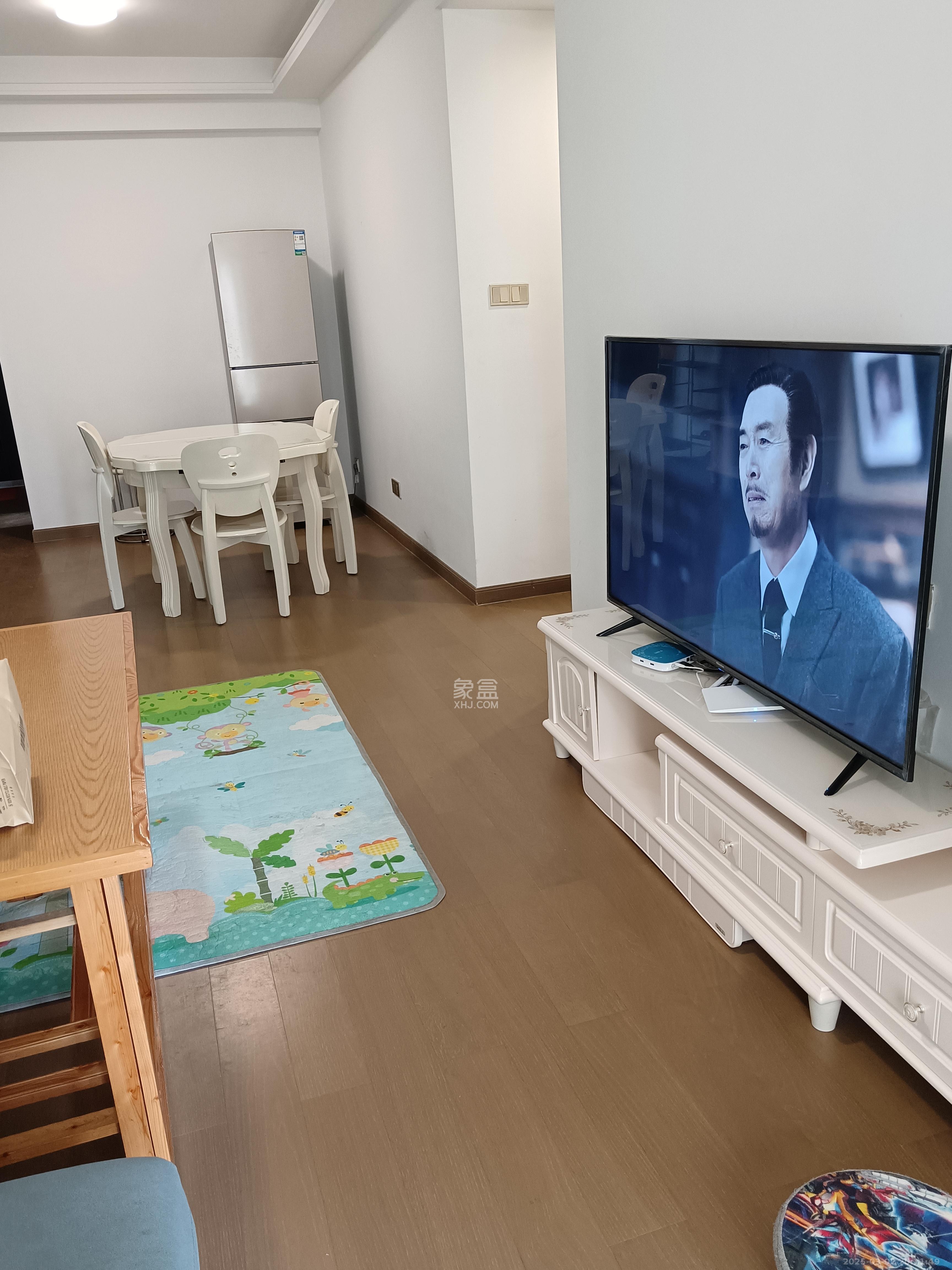 陽(yáng)光城尚東灣蜜桃園  3室2廳1衛(wèi)   2500.00元/月室內(nèi)圖
