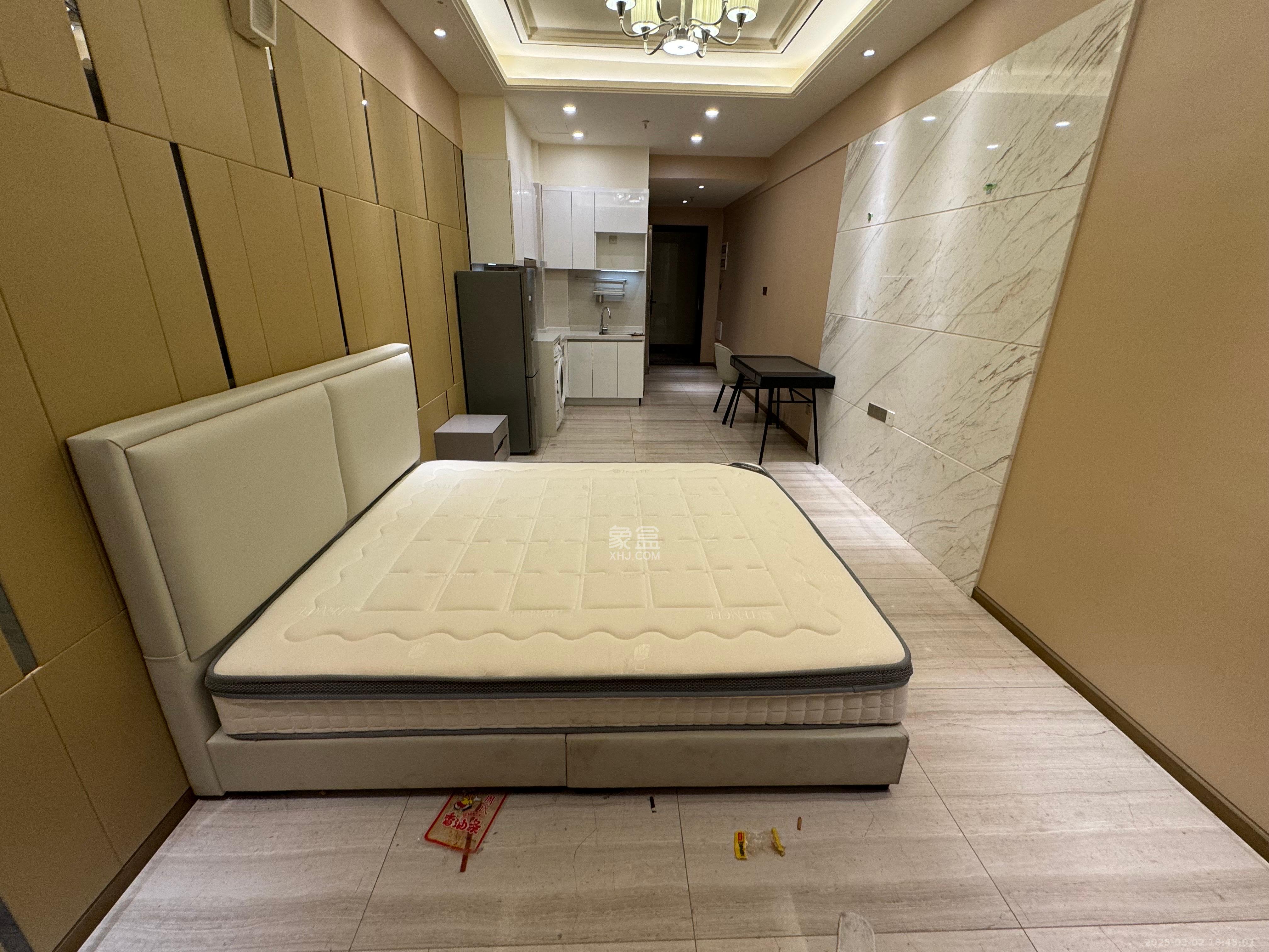 恒大誉府(融誉商业中心) 1室0厅0卫 1800.0元/月 恒大誉府(融誉商业中心) 1室0厅0卫 1800.0元/月室内图