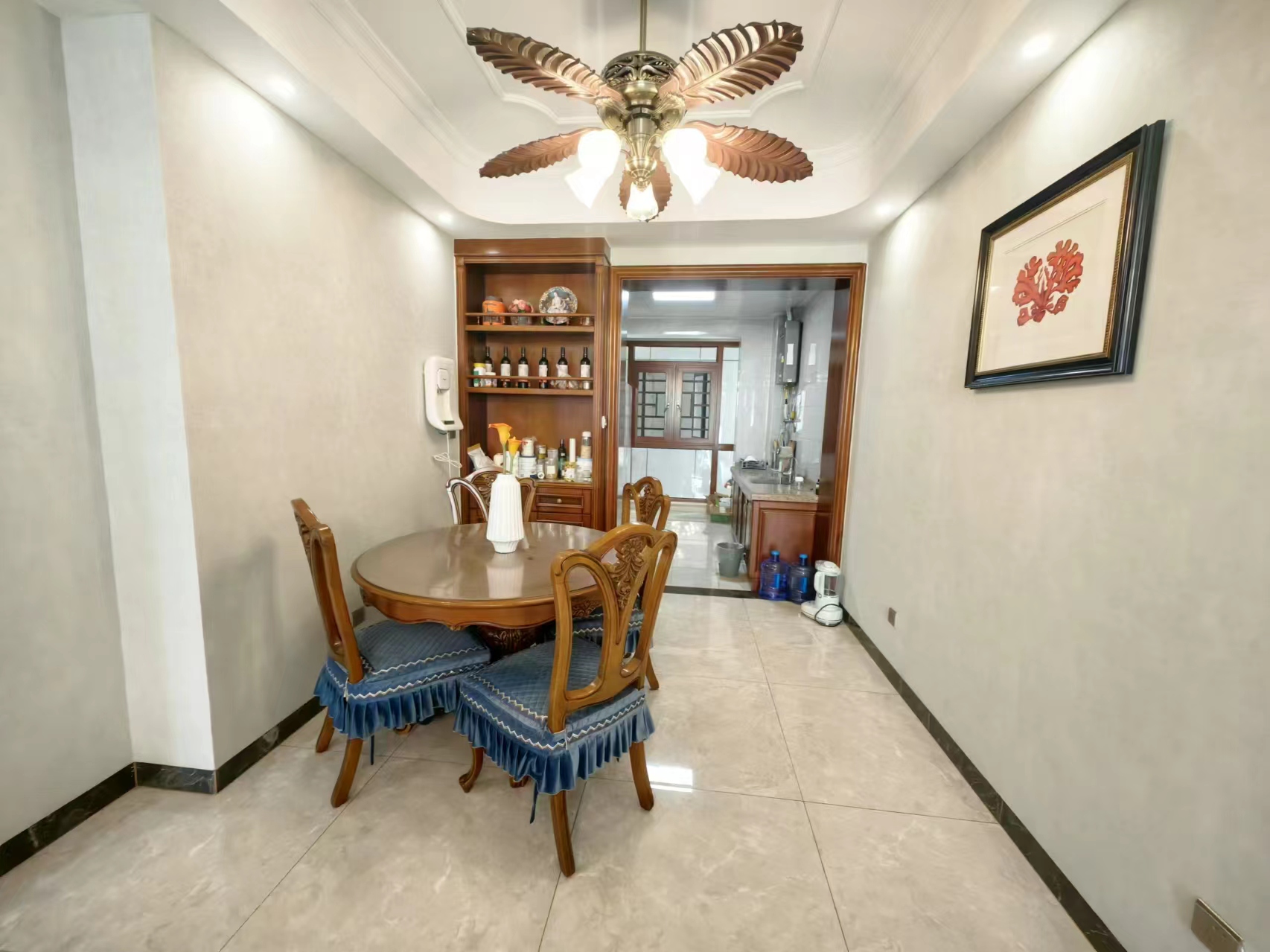 镇星恒苑 3室2厅2卫 79.8万 镇星恒苑 3室2厅2卫 79.8万客厅