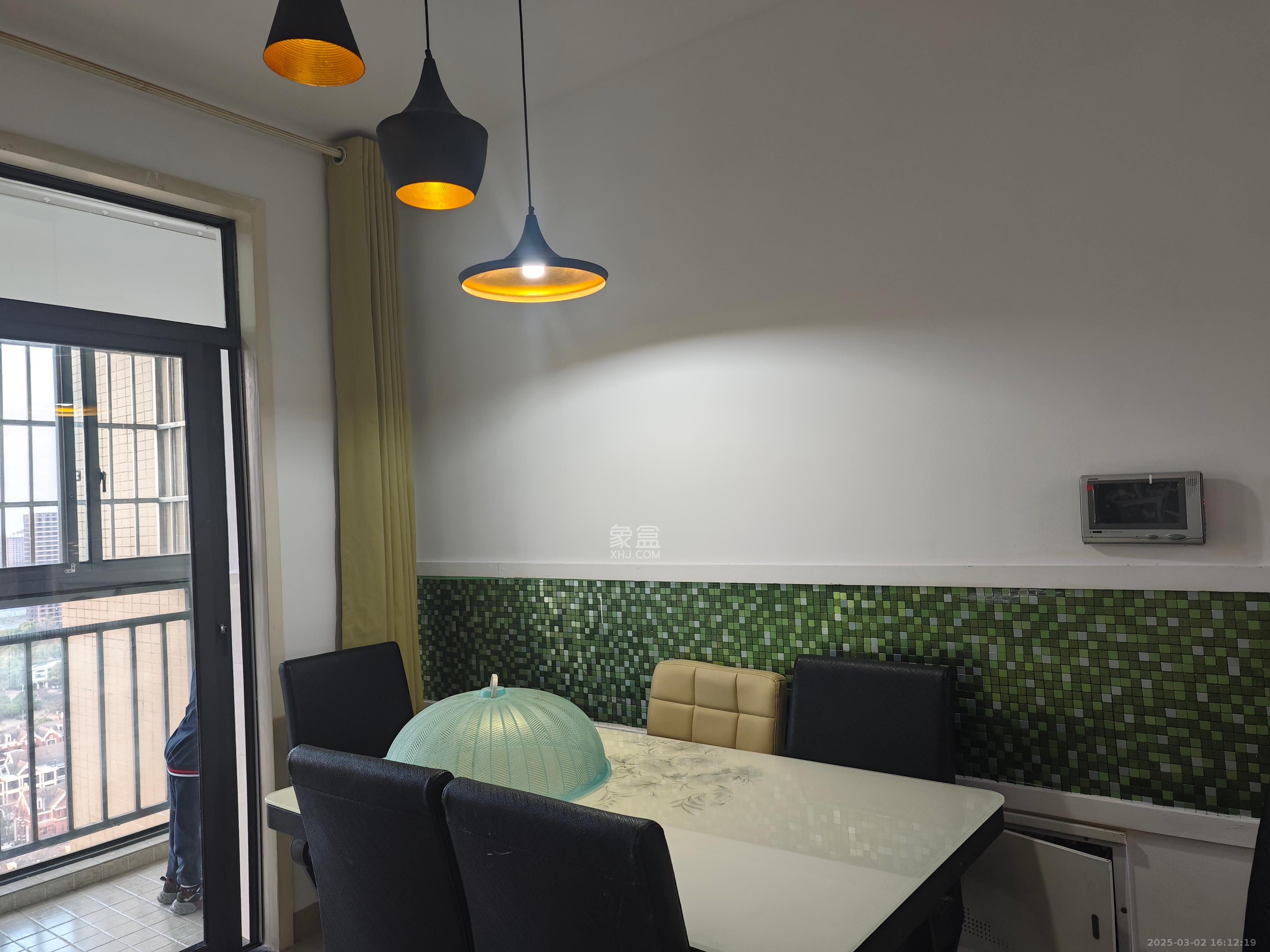 优山美地 3室2厅2卫 2788.0元/月 优山美地 3室2厅2卫 2788.0元/月室内图