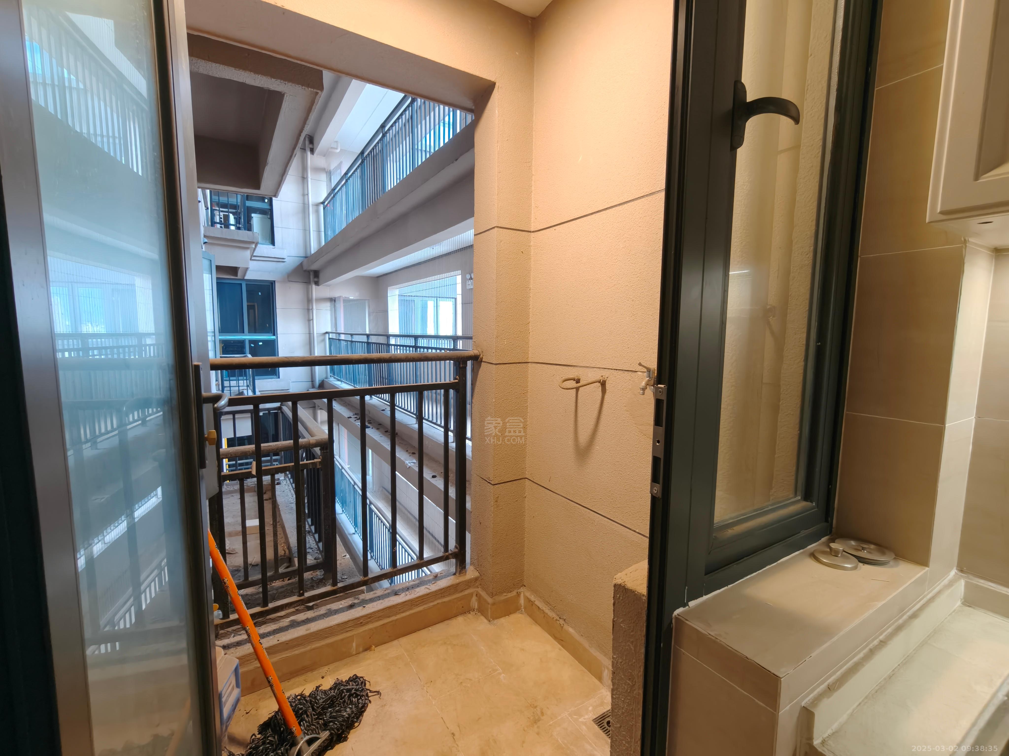 恒大华府 3室2厅1卫 1900.0元/月 恒大华府 3室2厅1卫 1900.0元/月室内图