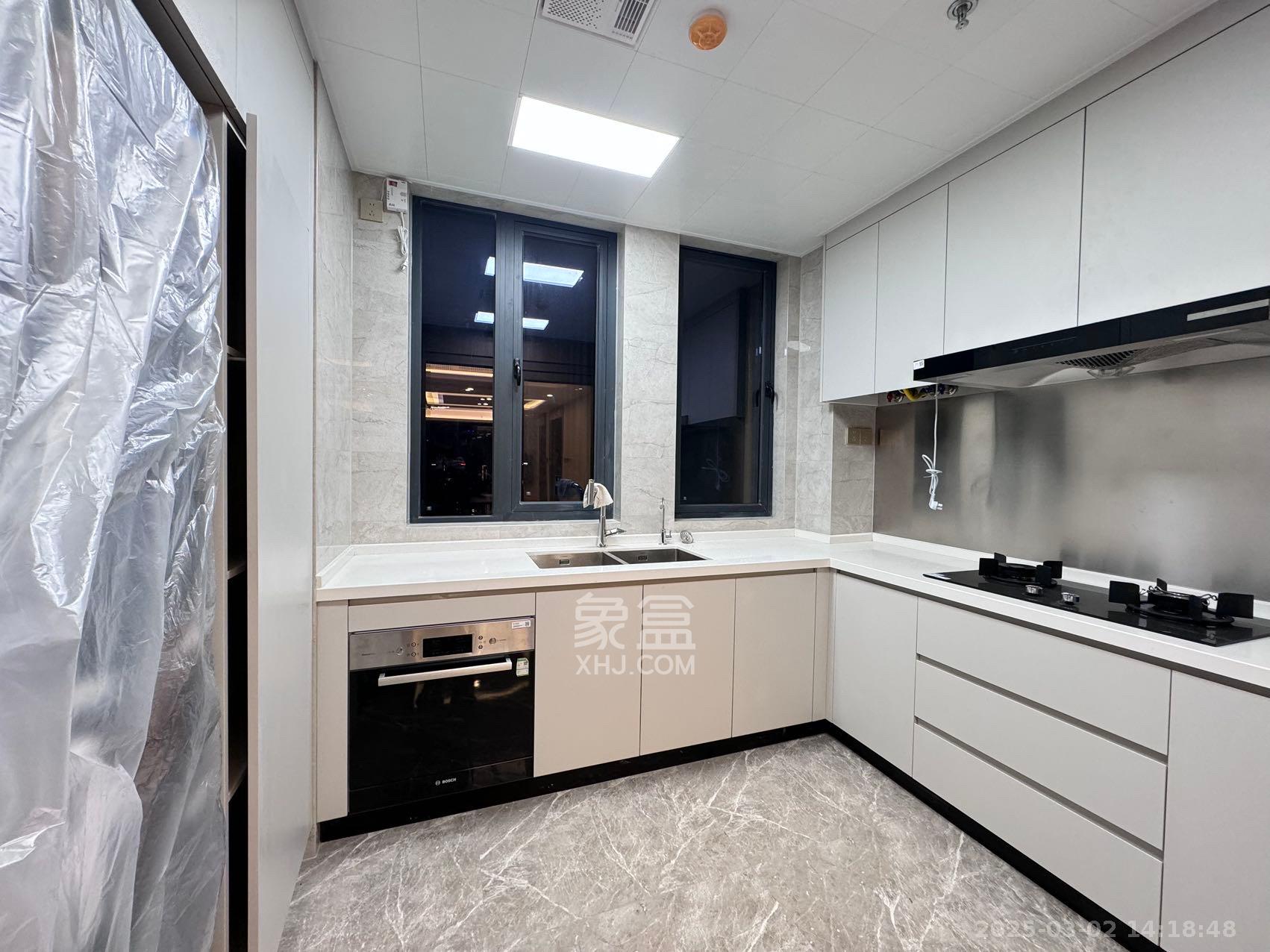 江山印 4室2厅3卫 14500.0元/月 江山印 4室2厅3卫 14500.0元/月室内图