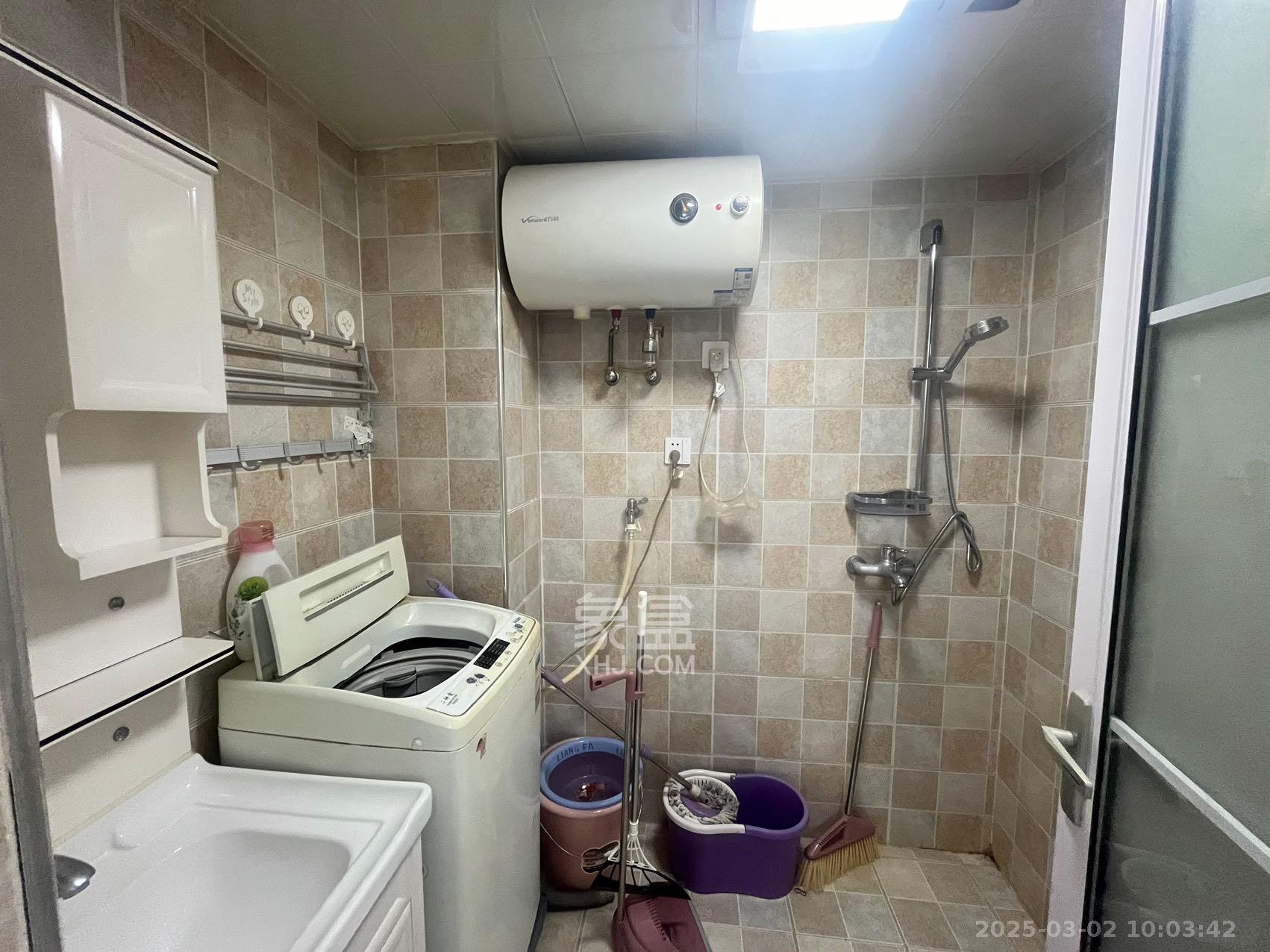 复地星光天地 1室1厅1卫 2300.0元/月 复地星光天地 1室1厅1卫 2300.0元/月室内图