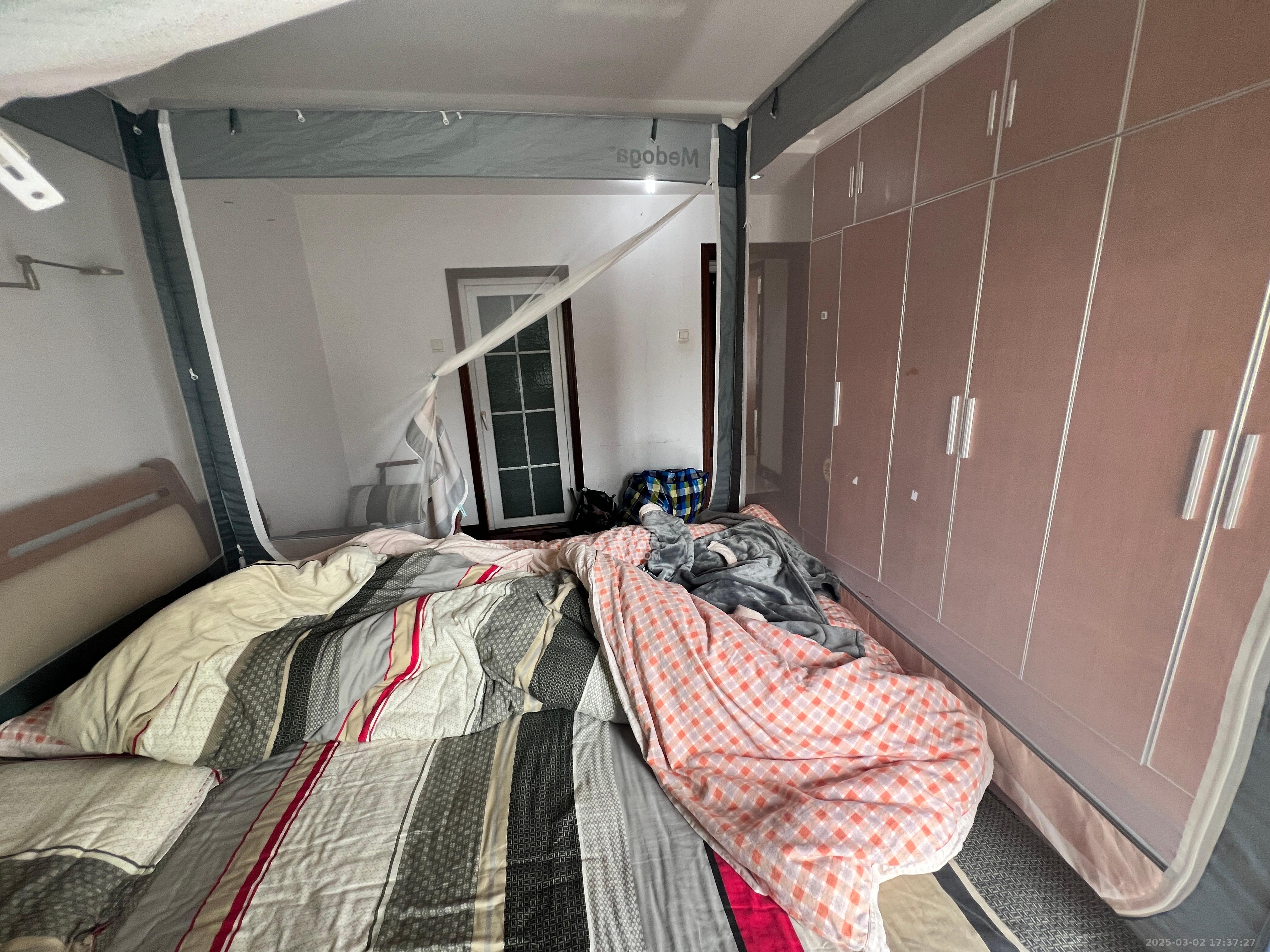 麓谷E家人 3室2厅2卫 2600.0元/月 麓谷E家人 3室2厅2卫 2600.0元/月室内图