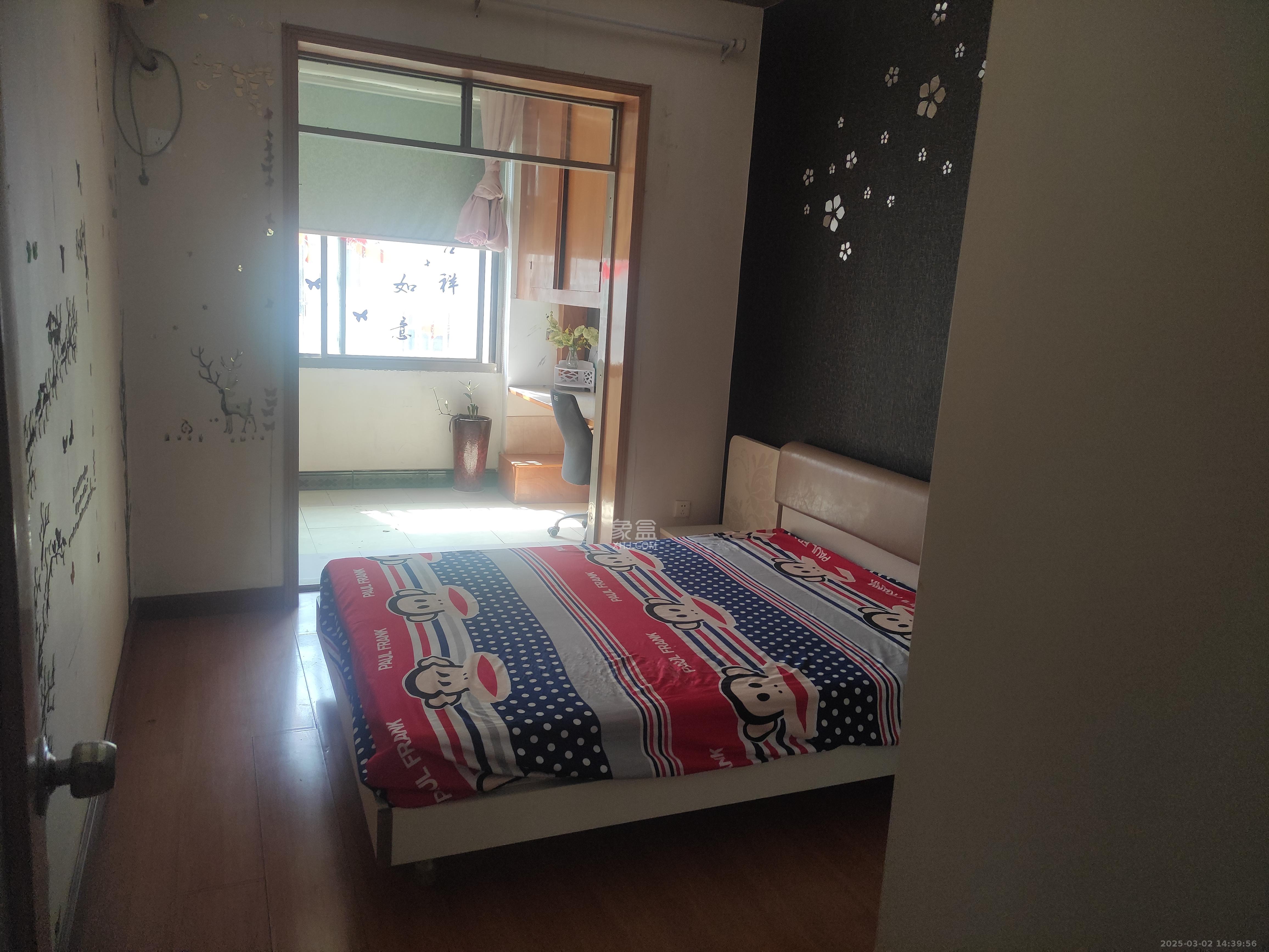 省政府机关梓园住宅区 2室1厅1卫 2800.0元/月 省政府机关梓园住宅区 2室1厅1卫 2800.0元/月室内图