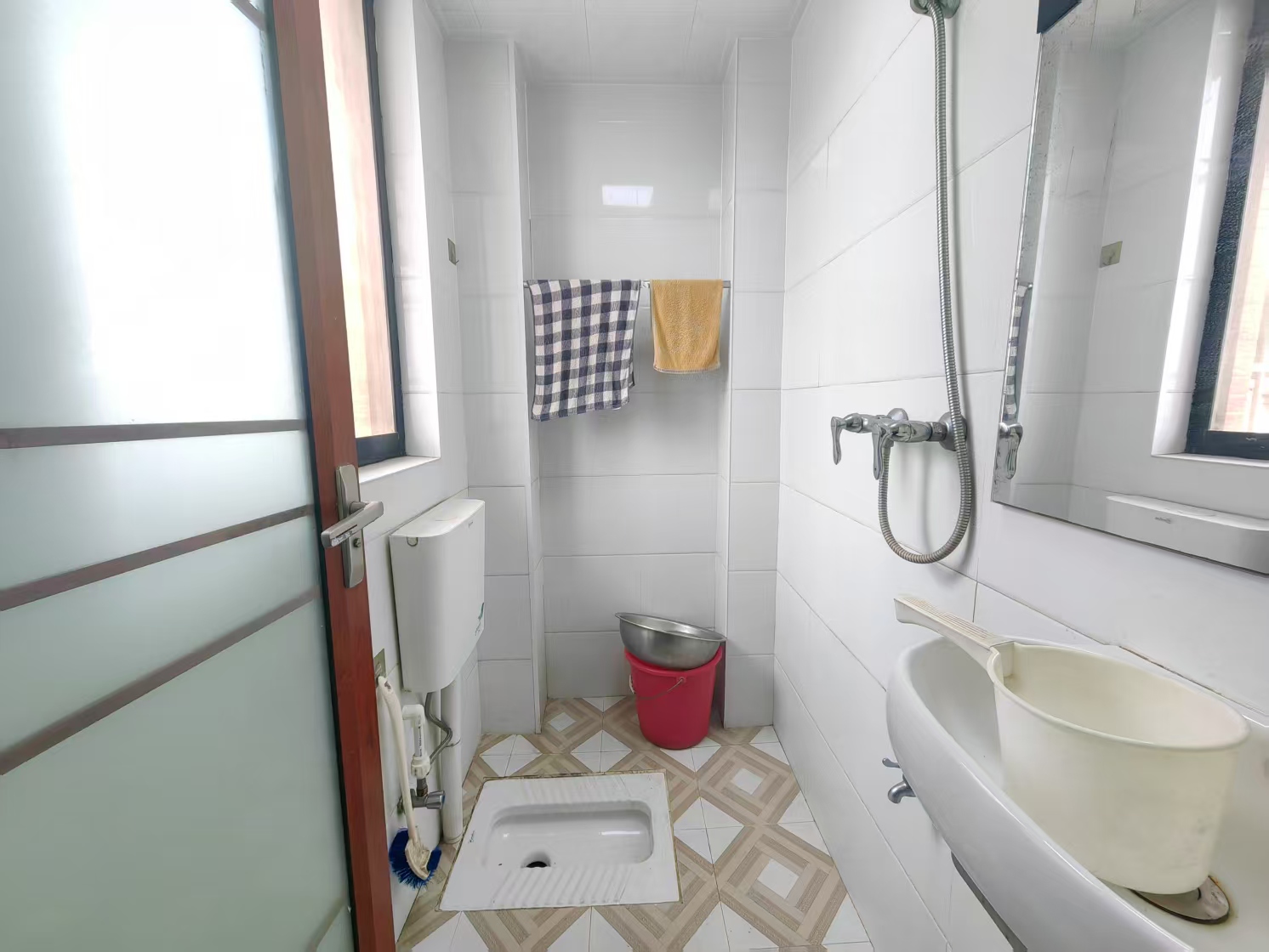 上城世家  1室1厅1卫    23.8万 上城世家  1室1厅1卫    23.8万室内图