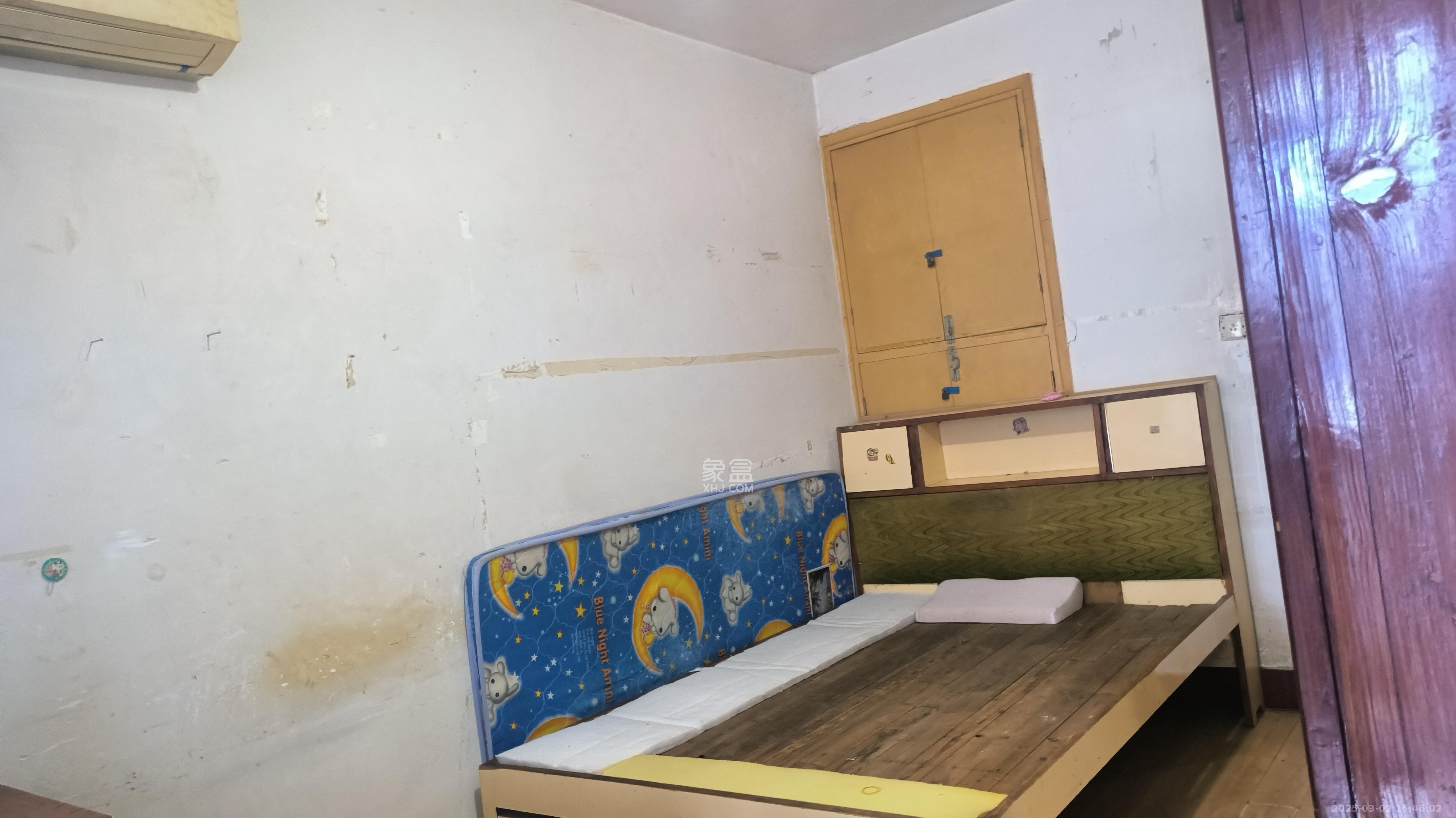 省肉食水产总公司宿舍 2室1厅1卫 1300.0元/月 省肉食水产总公司宿舍 2室1厅1卫 1300.0元/月室内图