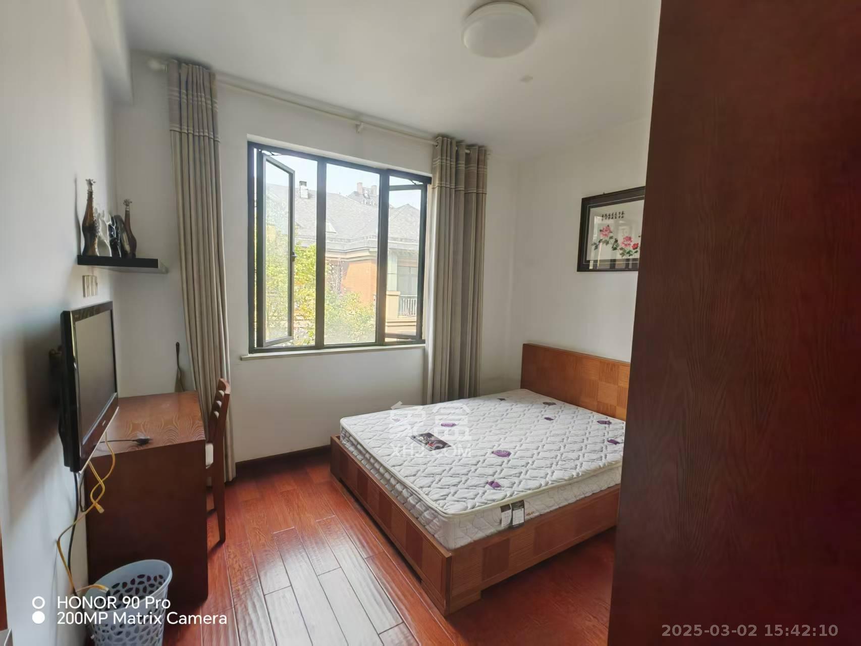 绿城桂花城 4室2厅2卫 3900.0元/月 绿城桂花城 4室2厅2卫 3900.0元/月室内图