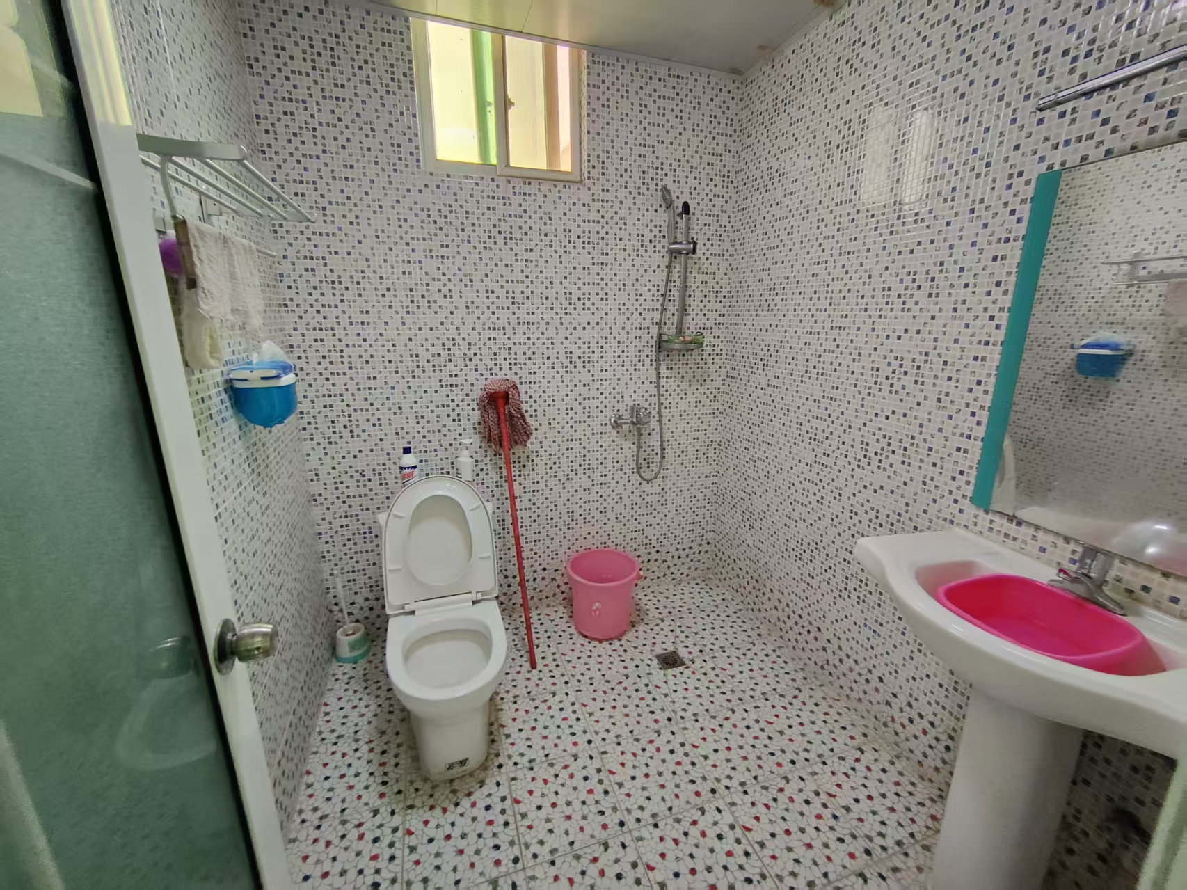 汇泰大厦 2室2厅1卫 2000.0元/月 汇泰大厦 2室2厅1卫 2000.0元/月室内图