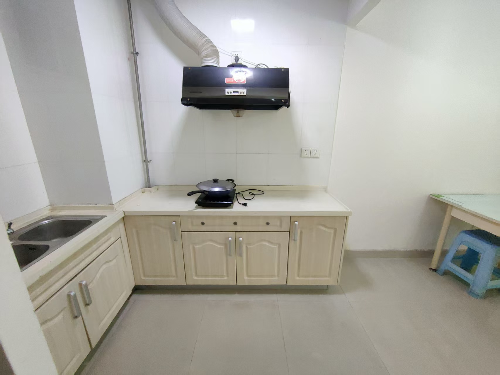 汇泰大厦  2室2厅1卫    118.0万 汇泰大厦  2室2厅1卫    118.0万室内图