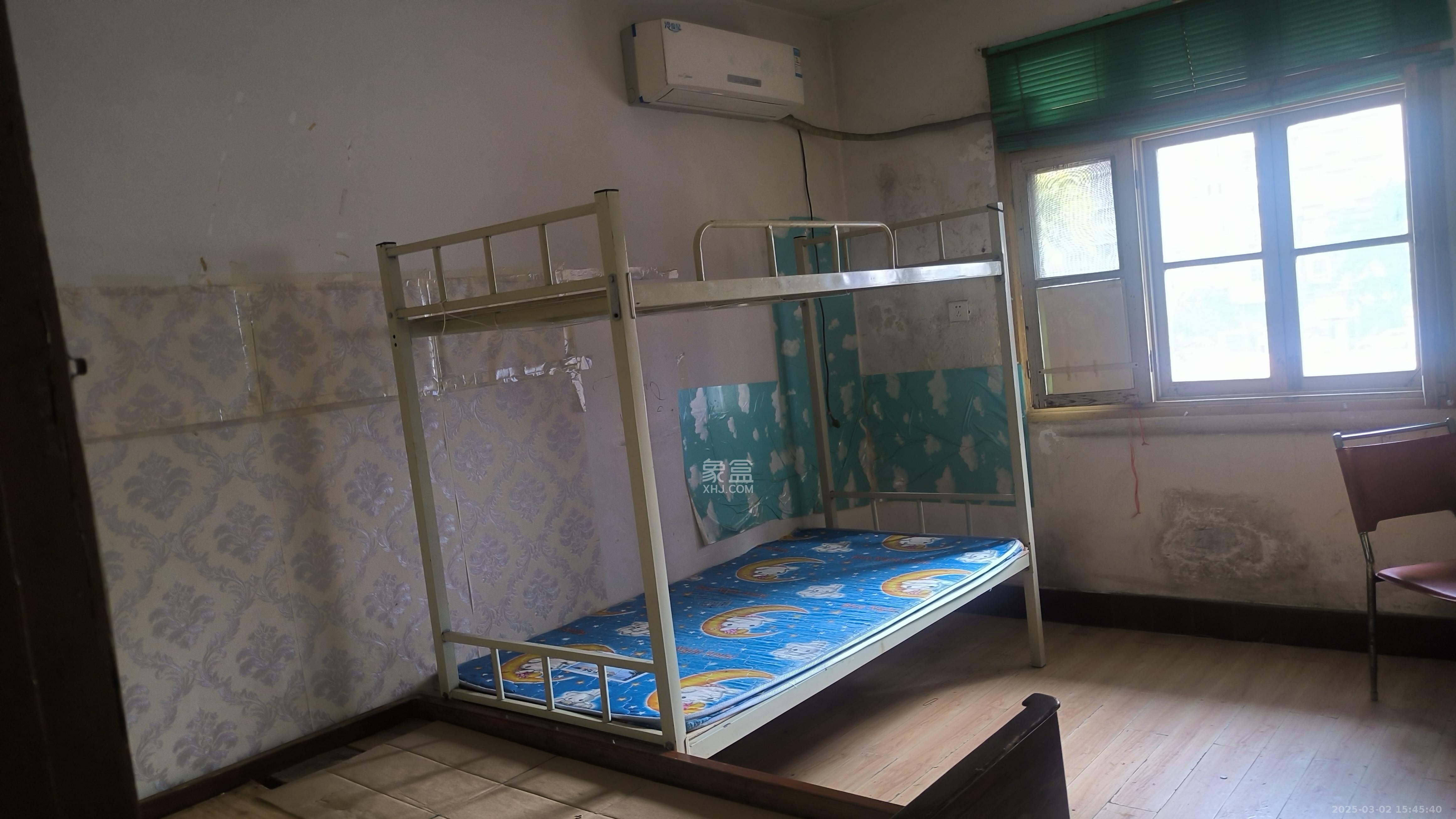 省肉食水产总公司宿舍 2室1厅1卫 1300.0元/月 省肉食水产总公司宿舍 2室1厅1卫 1300.0元/月室内图