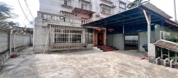 金牛新村  9室3厅4卫   375.00万