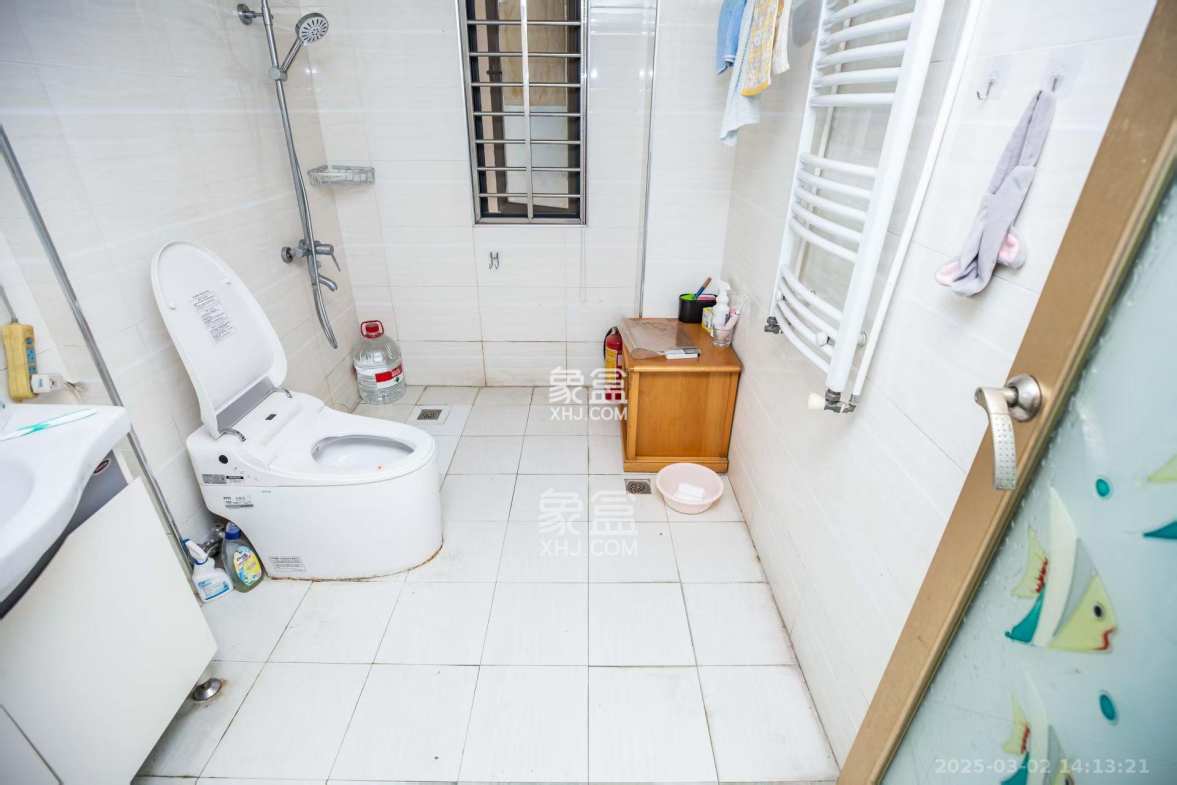 卓越蔚蓝海岸二期 3室2厅2卫 3000.0元/月 卓越蔚蓝海岸二期 3室2厅2卫 3000.0元/月室内图