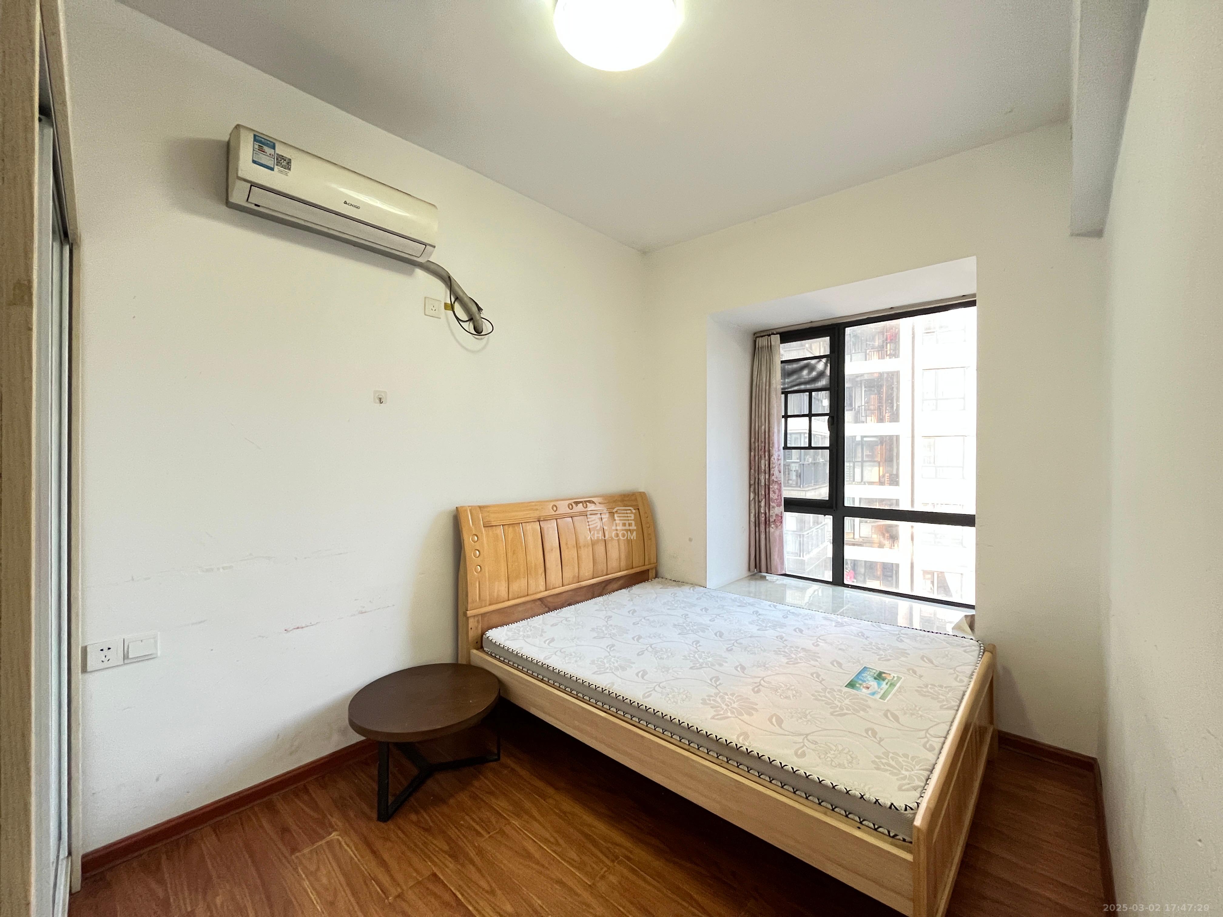 恒基凯旋门一二期 1室2厅1卫 900.0元/月 恒基凯旋门一二期 1室2厅1卫 900.0元/月室内图