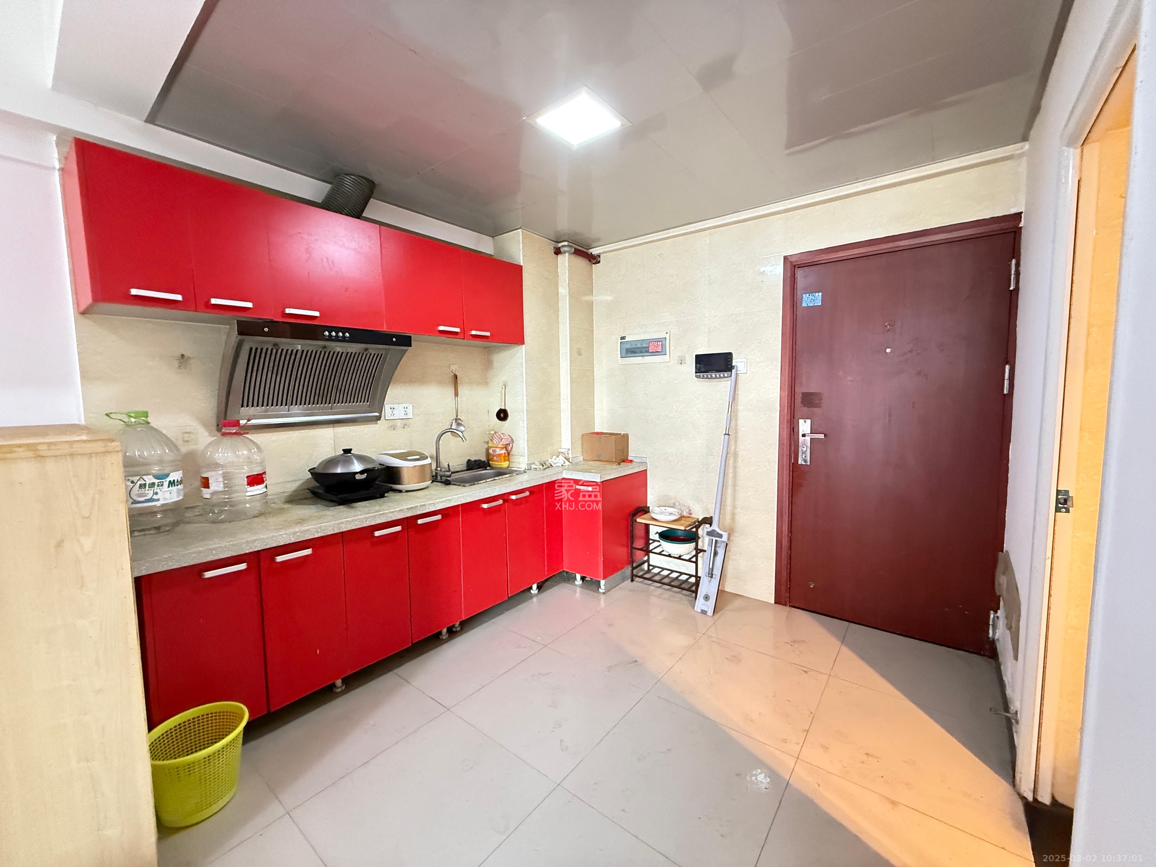 时代公馆  0室0厅1卫    1400.0元/月室内图