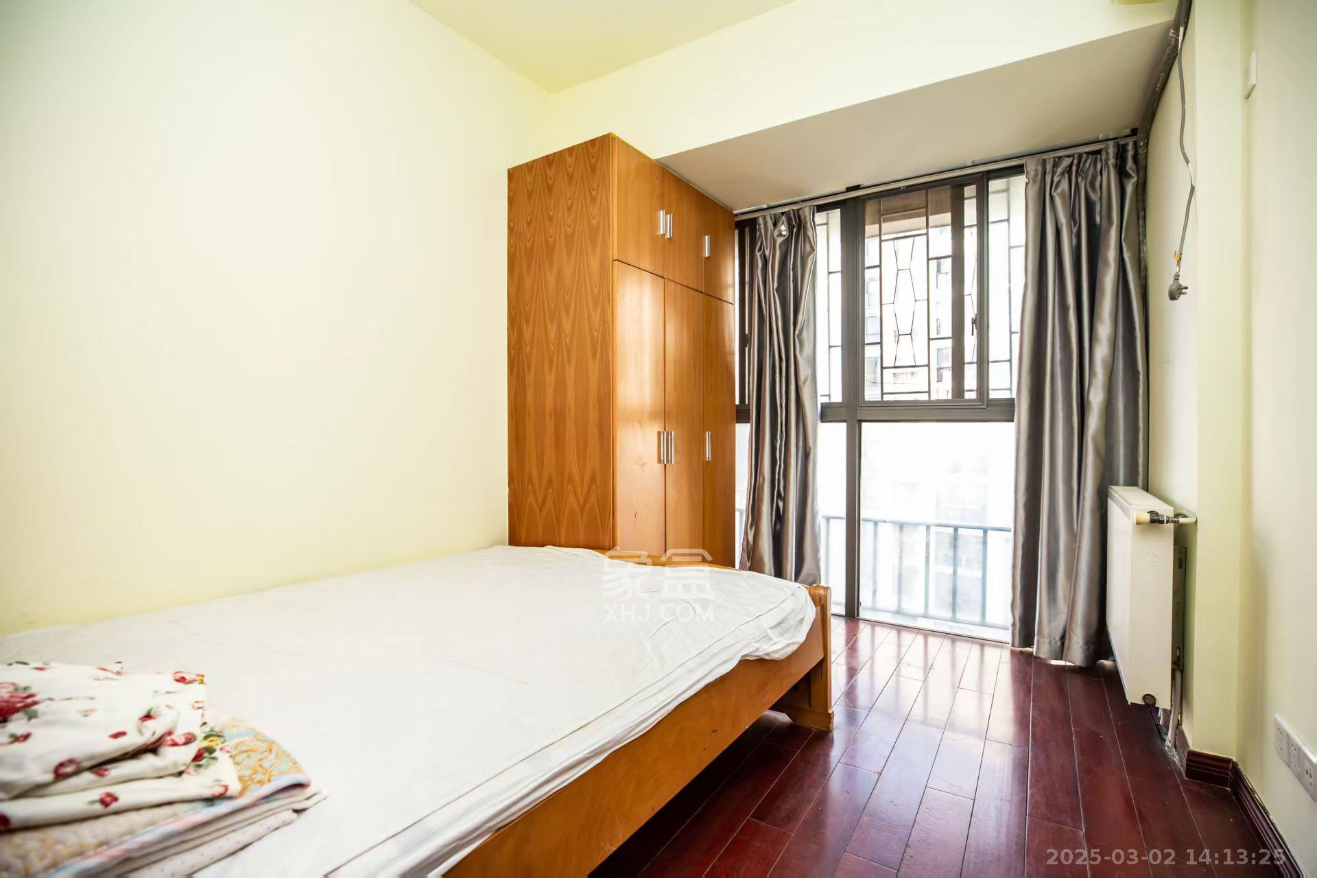 卓越蔚蓝海岸二期 3室2厅2卫 3000.0元/月 卓越蔚蓝海岸二期 3室2厅2卫 3000.0元/月室内图