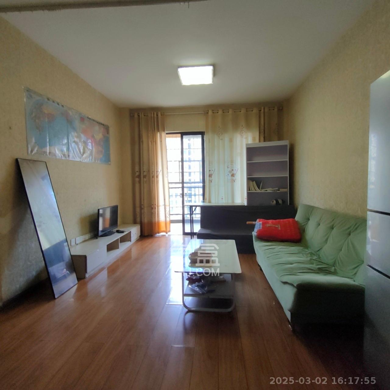 康斯丹郡(融程领秀佳园) 3室1厅1卫 1900.0元/月 康斯丹郡(融程领秀佳园) 3室1厅1卫 1900.0元/月室内图