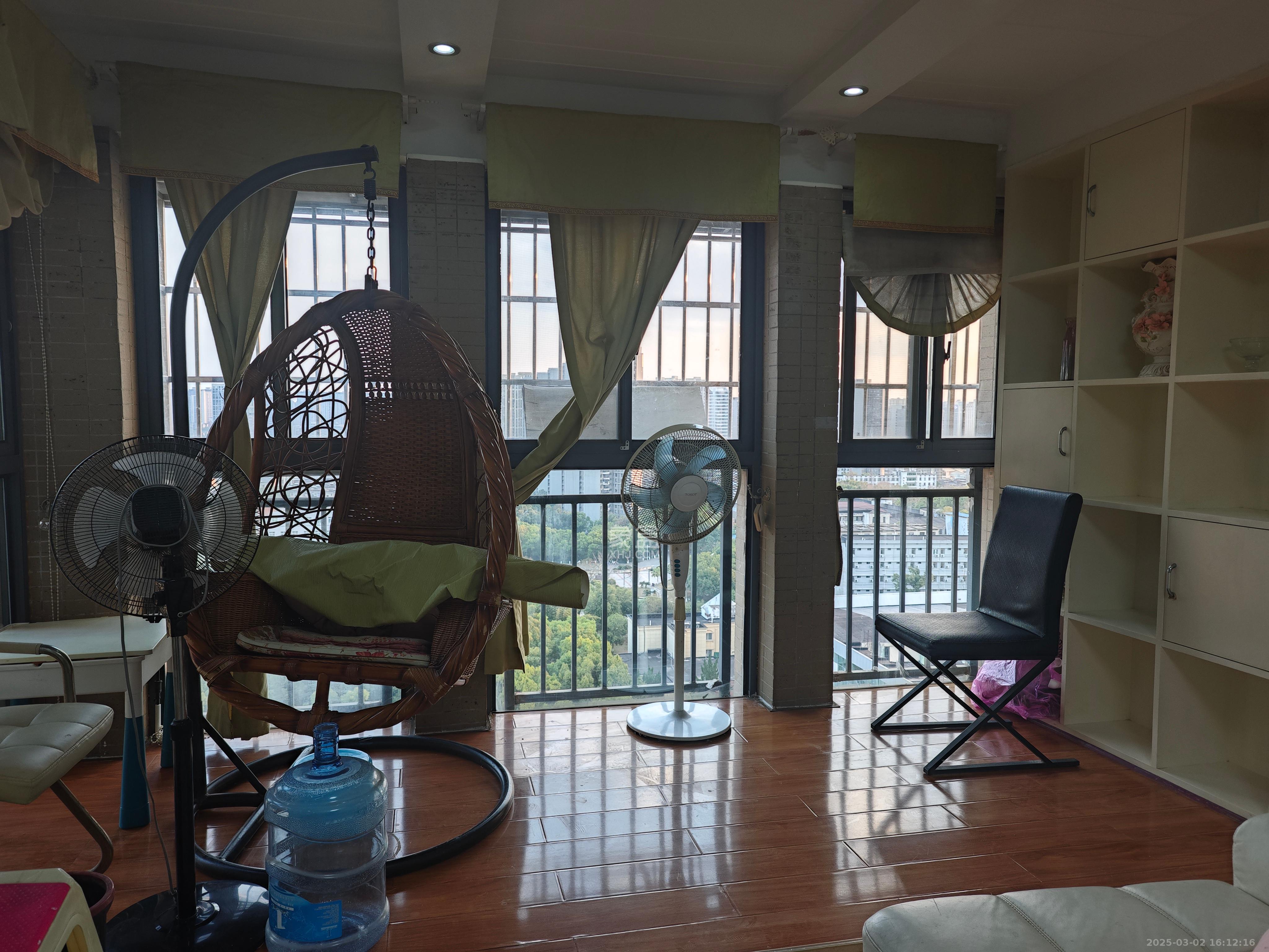 优山美地 3室2厅2卫 2788.0元/月 优山美地 3室2厅2卫 2788.0元/月室内图