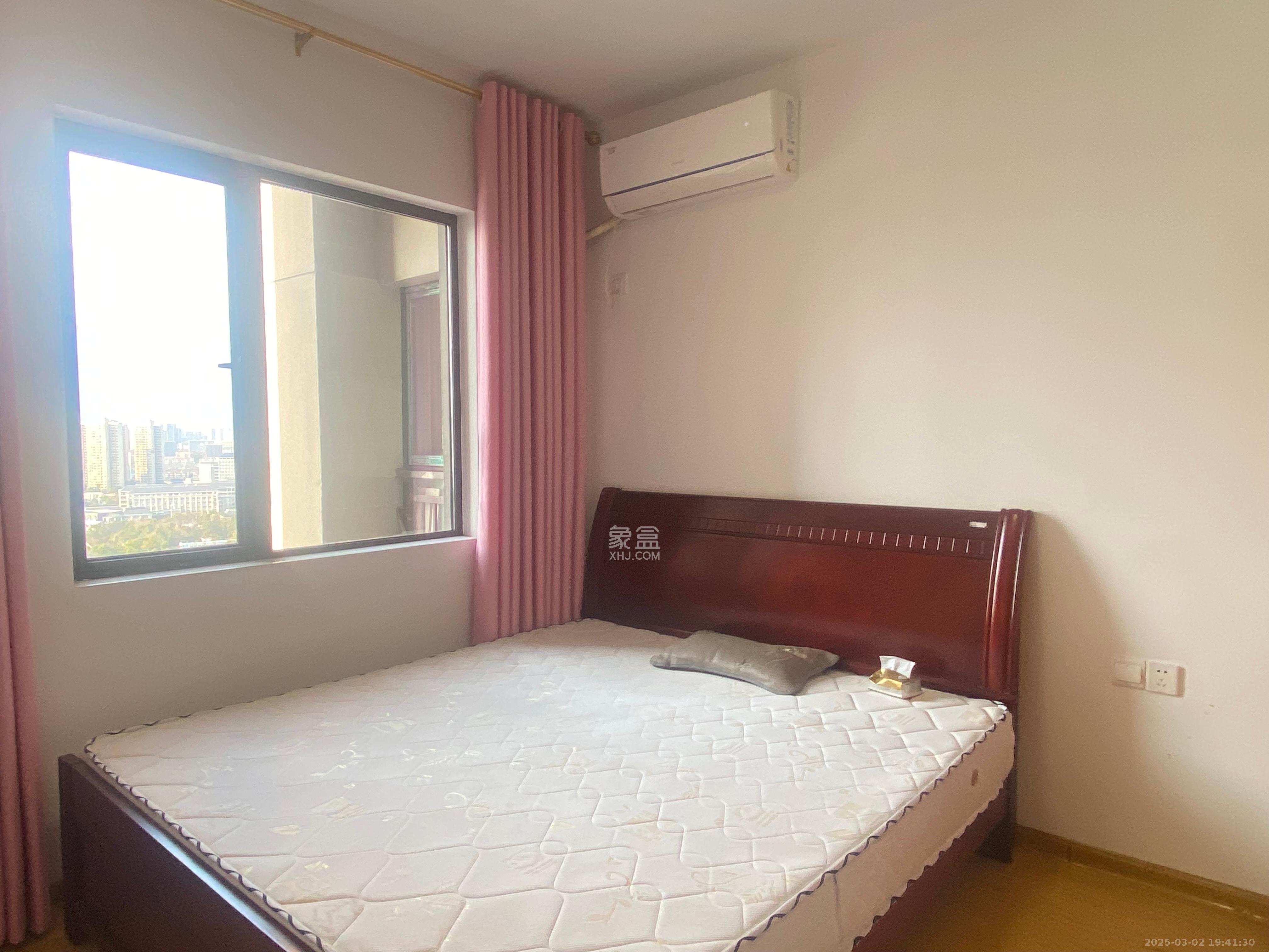 旭辉御府  4室2厅2卫   3000.00元/月室内图