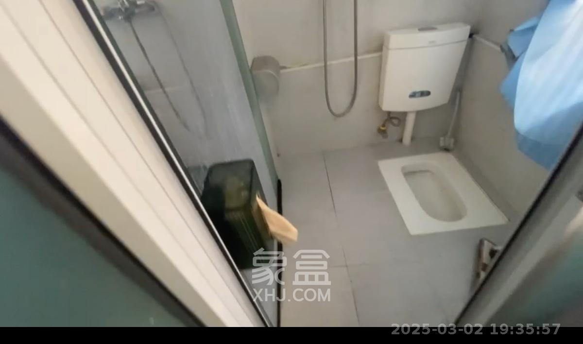 纺织厂宿舍  1室1厅1卫   1400.00元/月室内图