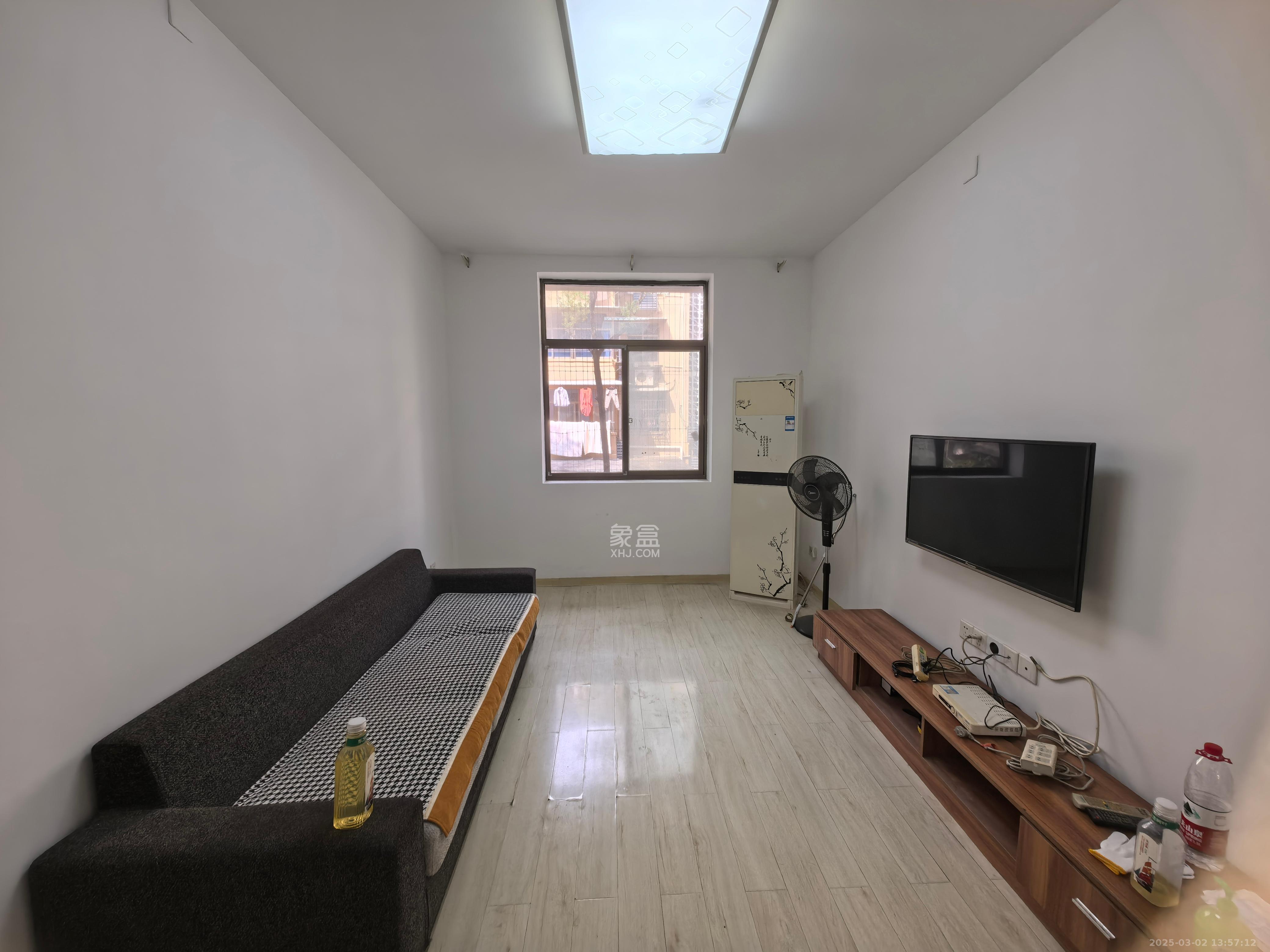 中南家园 2室1厅1卫 2000.0元/月 中南家园 2室1厅1卫 2000.0元/月室内图